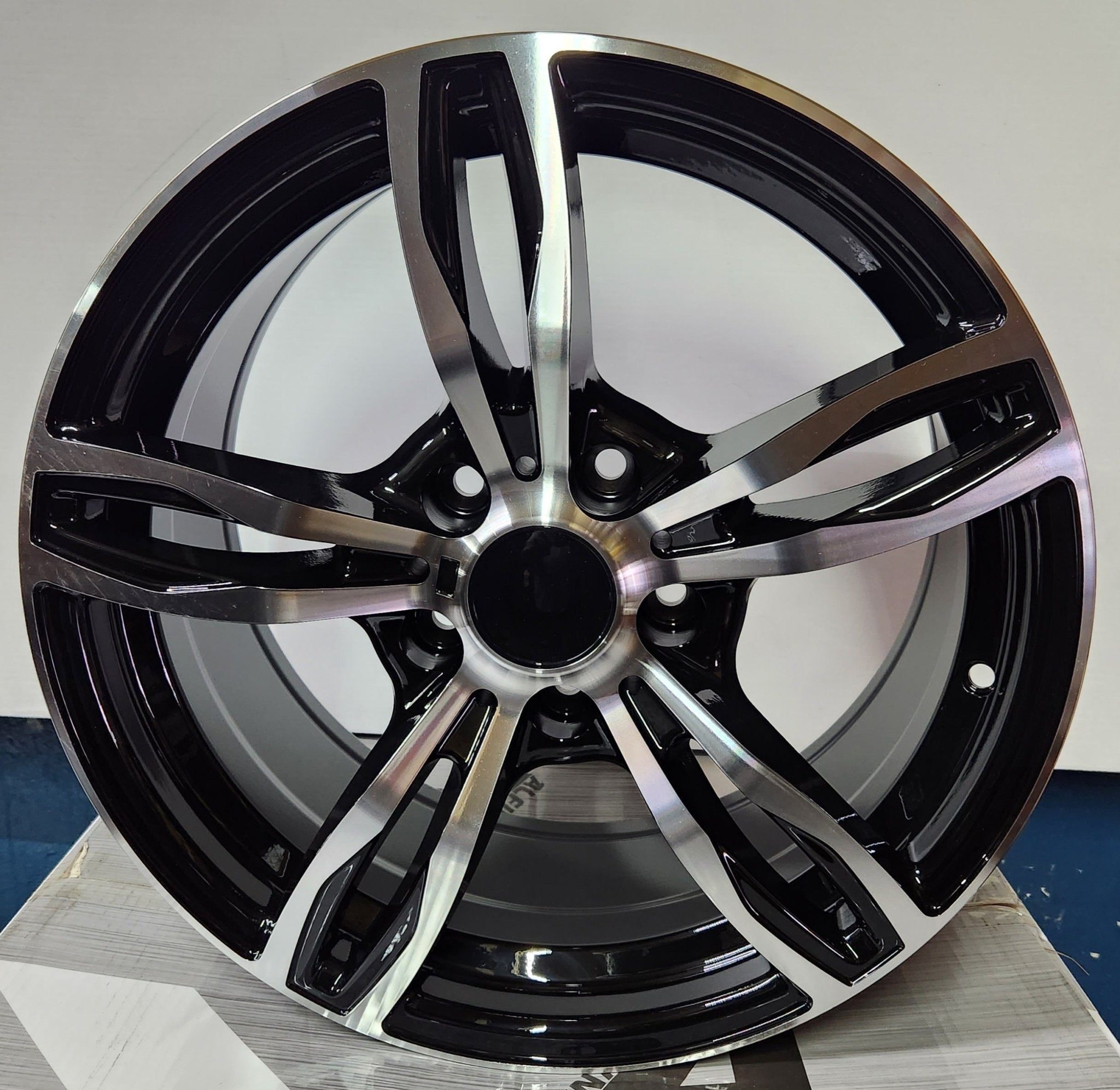 W731 17x8.0 5x120 BLACK MACHINED FACE