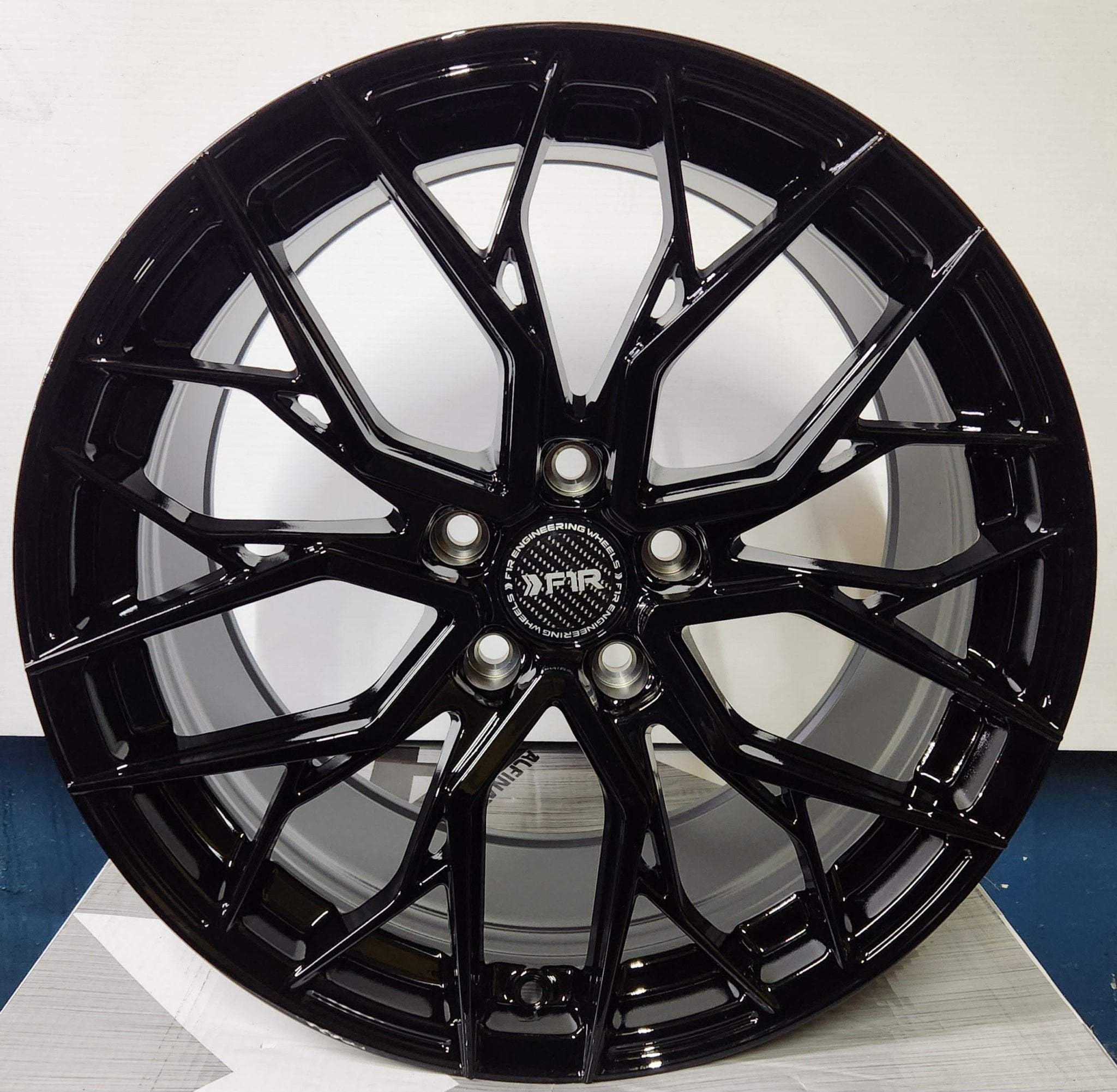 FS3 19X8.5 5X114 GLOSS BLACK