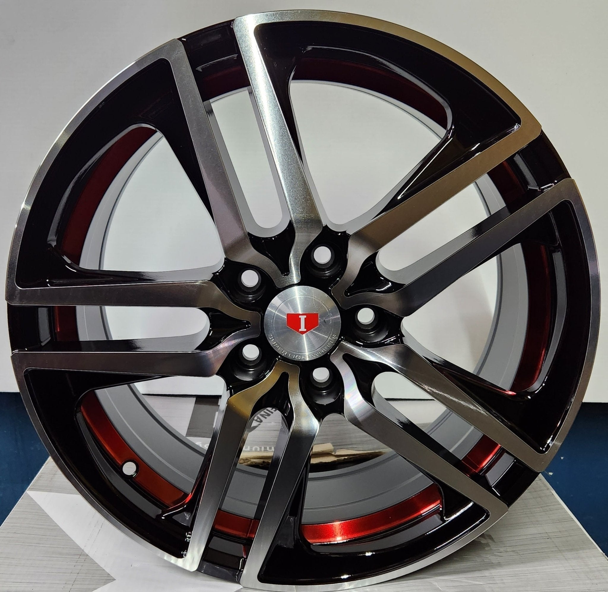 PW-RD-14 17X7.5 5X114 PIANO BLACK MACHINED FACE + RED UC