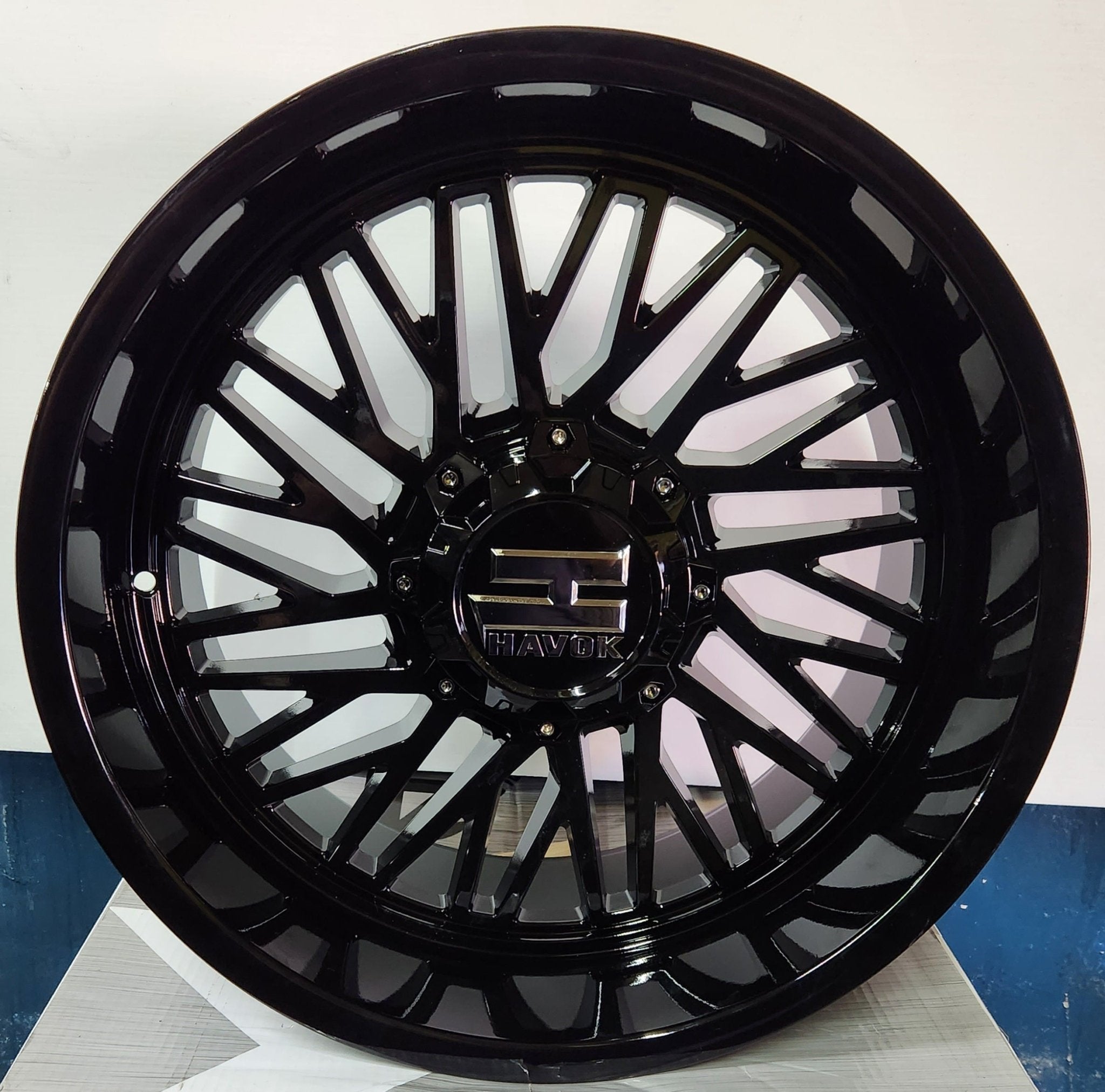 H123 20X10 6X135+ 6X139.7 BLACK