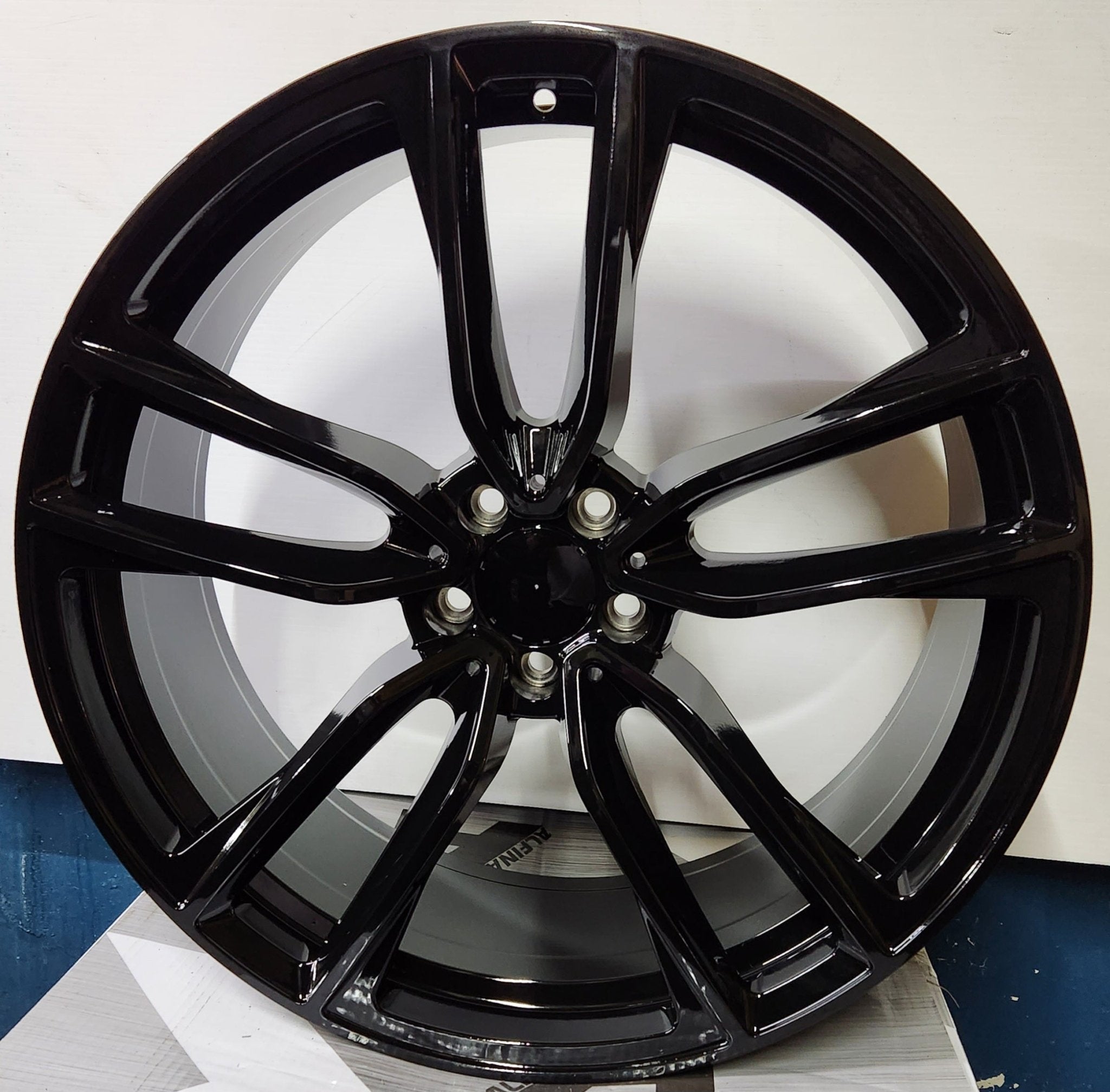 OE-5505 5-SPLIT SPOKE REP 22X9.0 5X112 PIANO BLACK