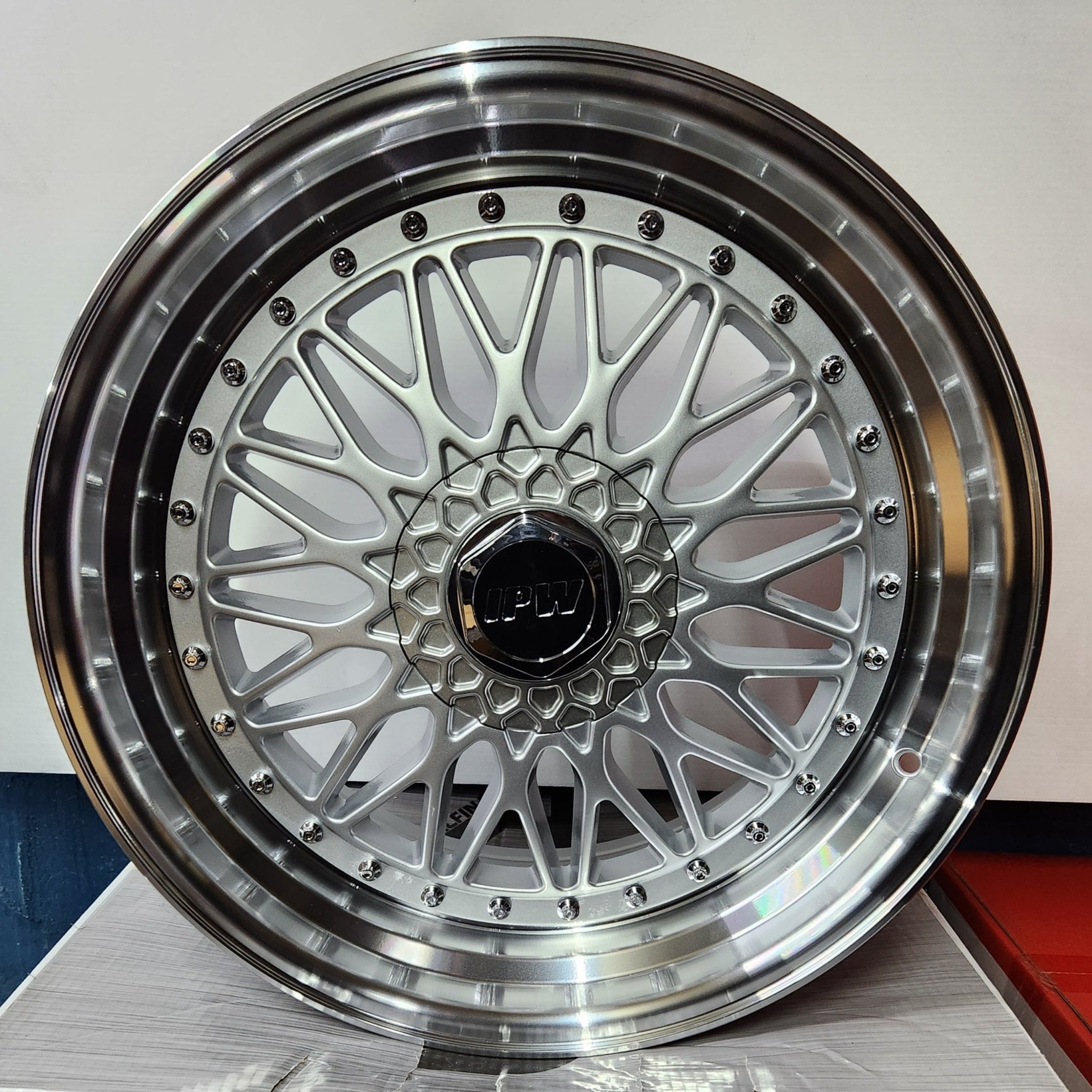 W881 WHEELS 17x7.5  5x112 5X114.3 5X120 SILVER MACHINED FACE