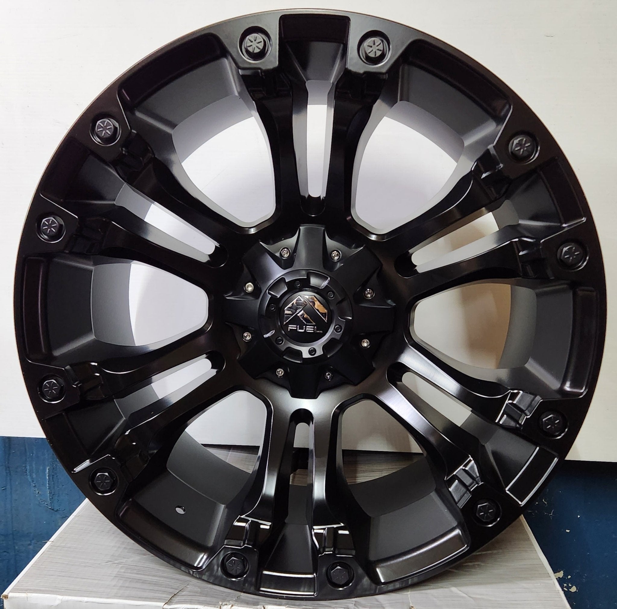 FUEL D560 22X10 6X135 6X139.7 MATTE BLACK
