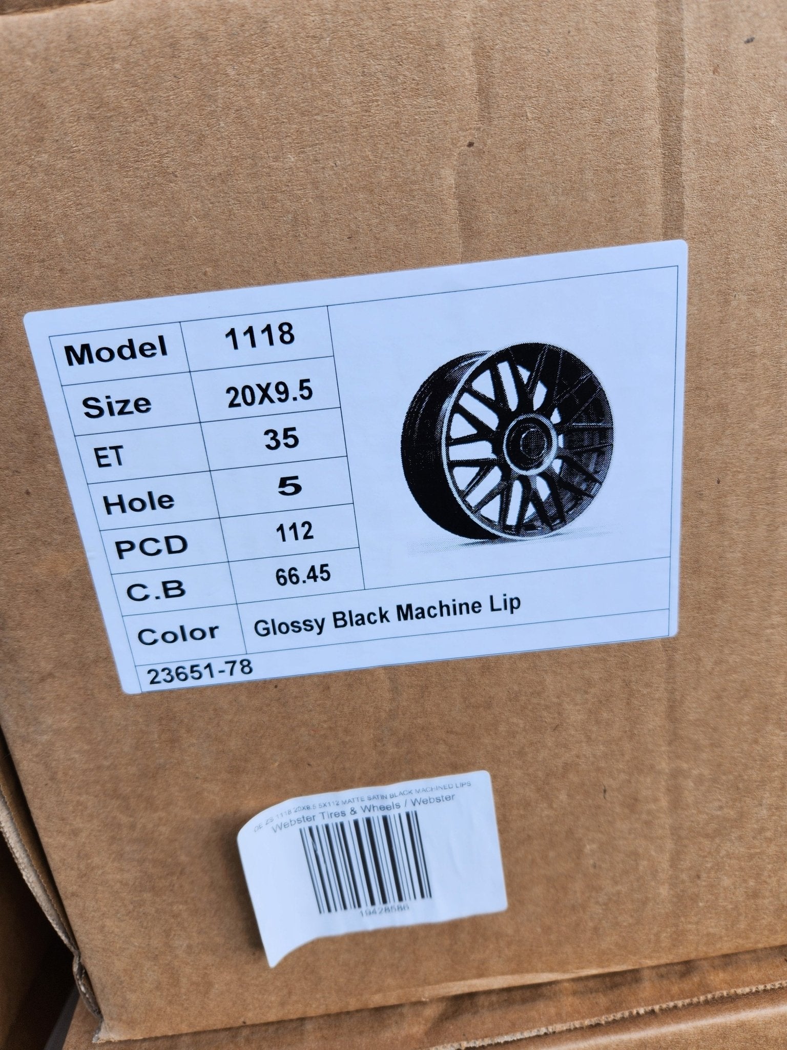OE-1118 20X9.5 5X112 GLOSSY BLACK MACHINE LIP