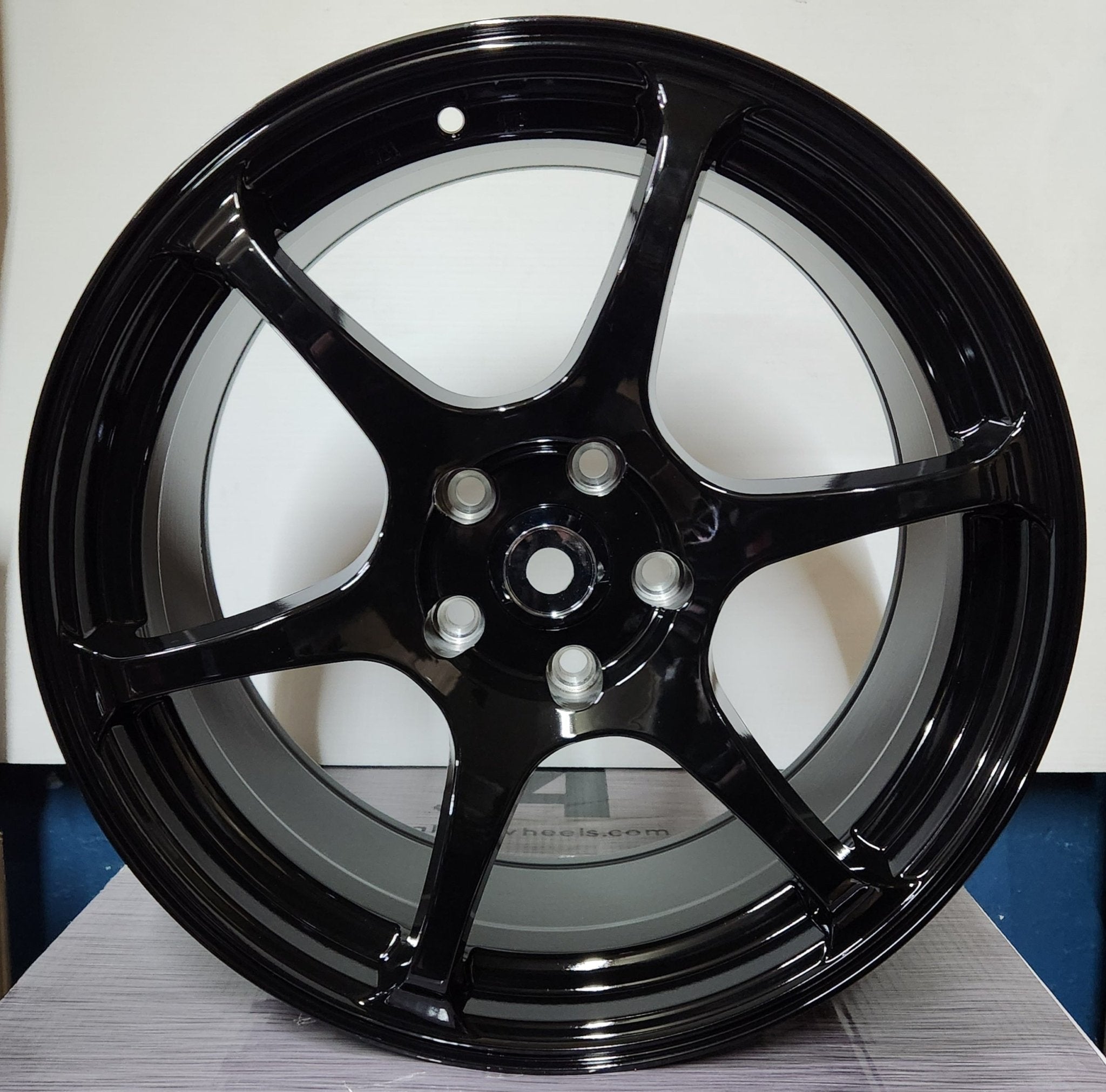 ZS23 18x8.5 5x112 5x114.3 GLOSS BLACK