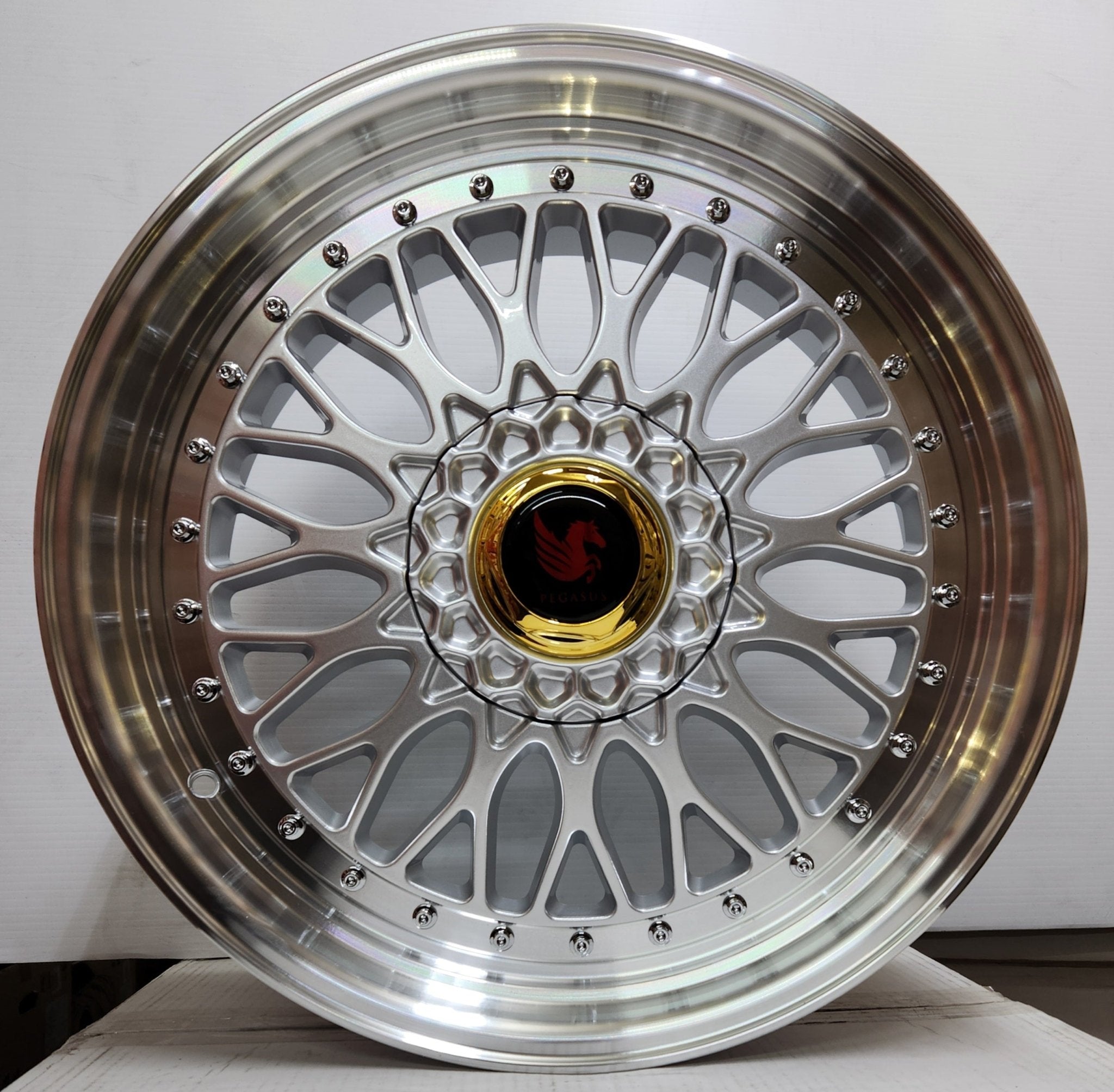 UNLEASH-  RBM1 19X8.5 5X4.5/ 5X120 SF⁹ML+CR