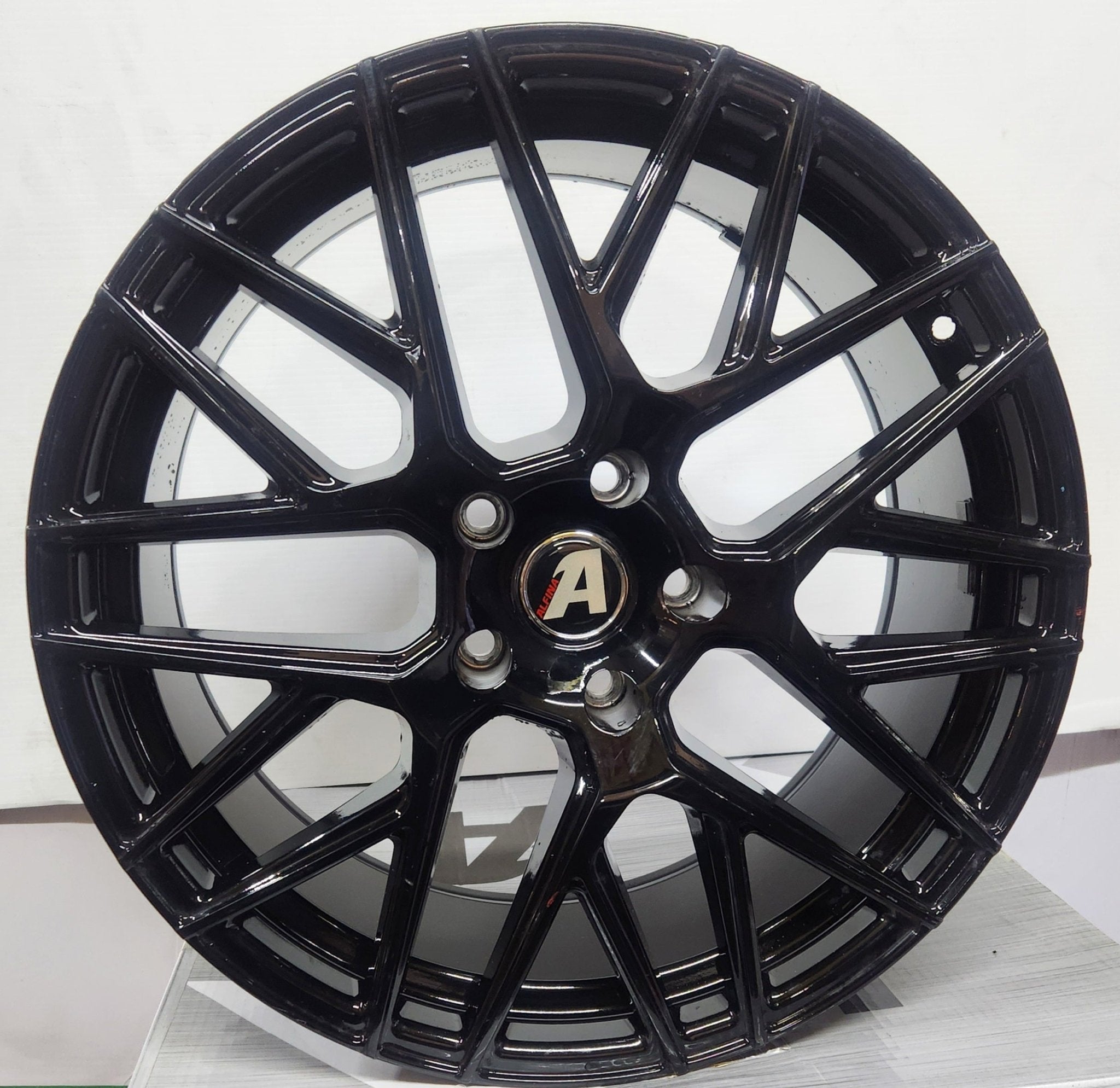 AF302 19X8.5 5X120 GLOSS BLACK