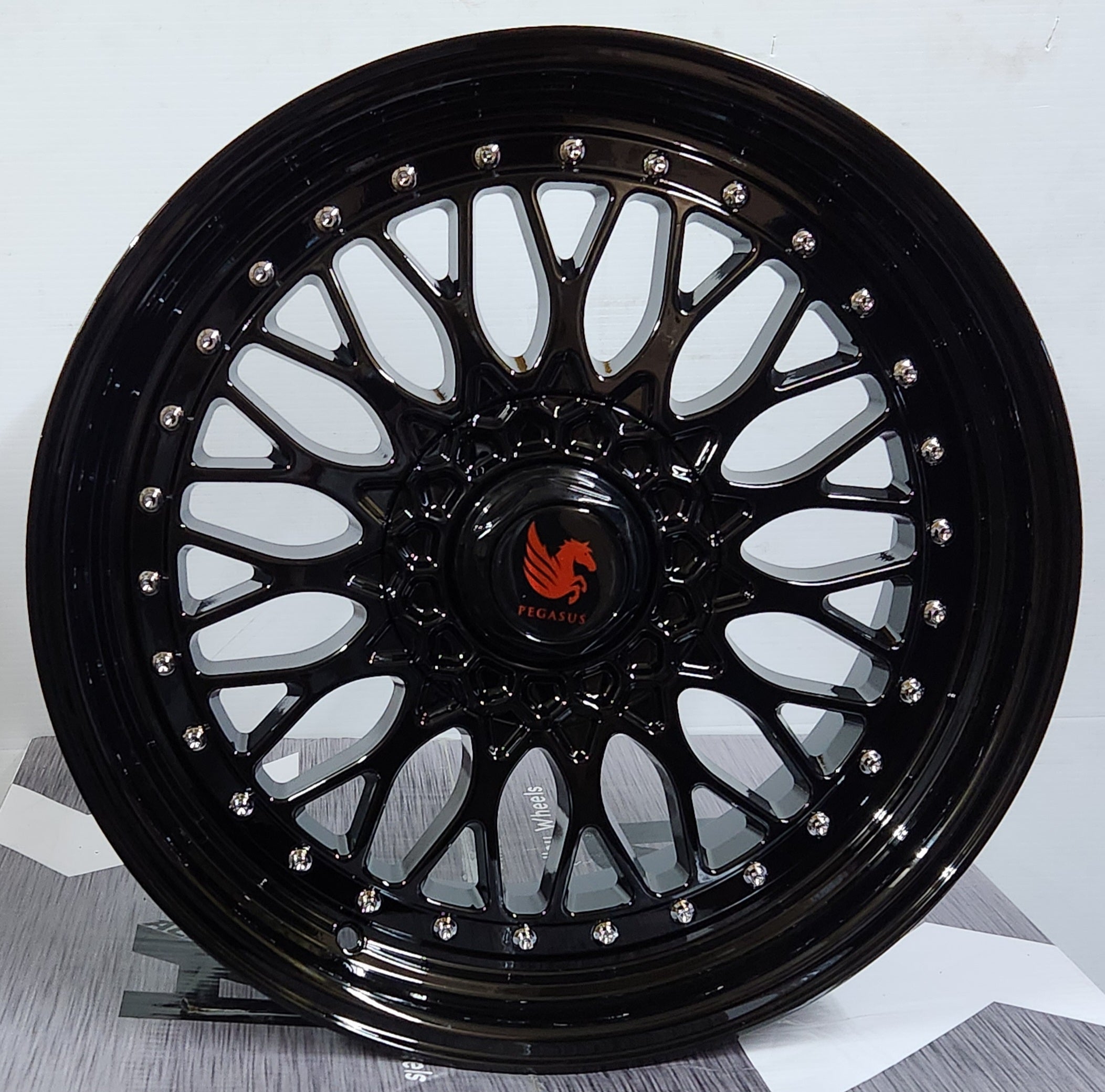 RBM1 19x9.5 5x112 / 5x114.3 / 5x120 GLOSS BLACK CHROME RIVETS