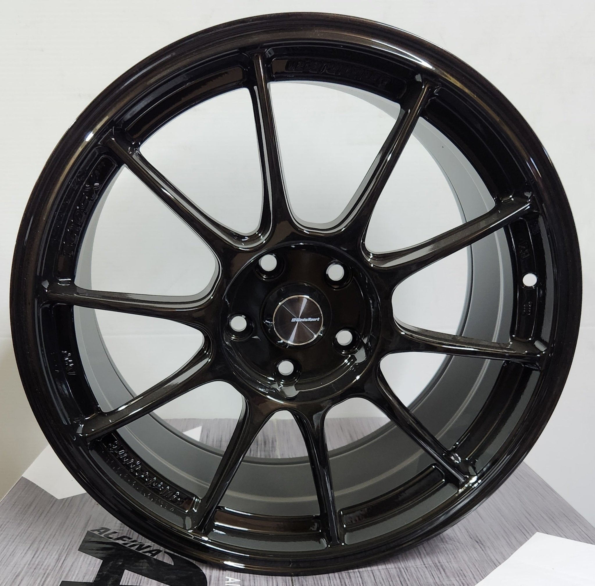 OE-ZS2 WEDSPORT TC105N REP 18x8.5 5x114.3 GLOSS BLACK