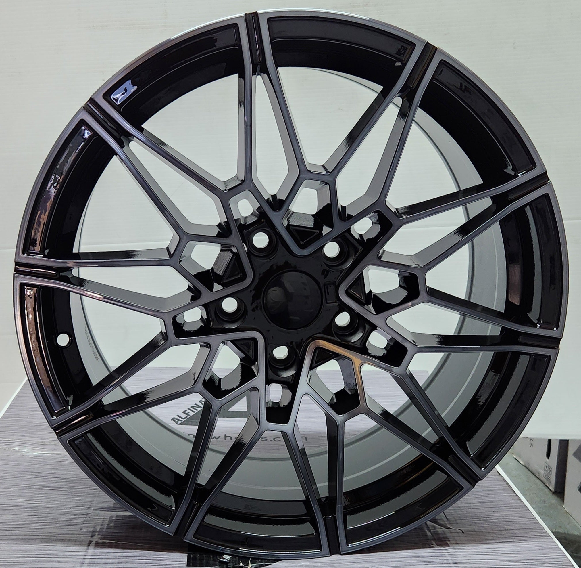 OE-0293 826M STYLE 18x8.0 5x120 GLOSS BLACK MACHINE FACE DARK TINTED