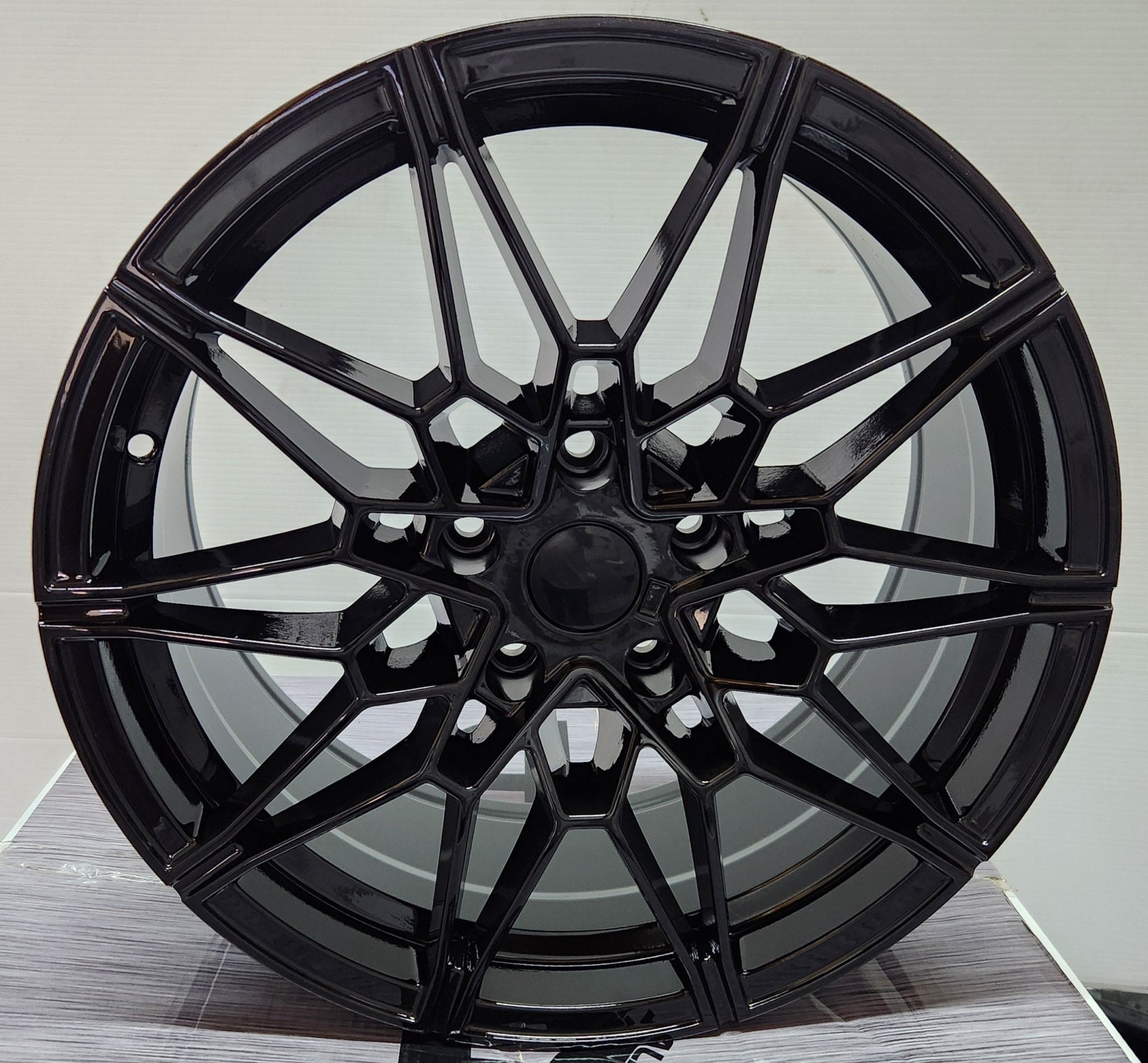 OE-0293 18x8.0 5x120 GLOSS BLACK