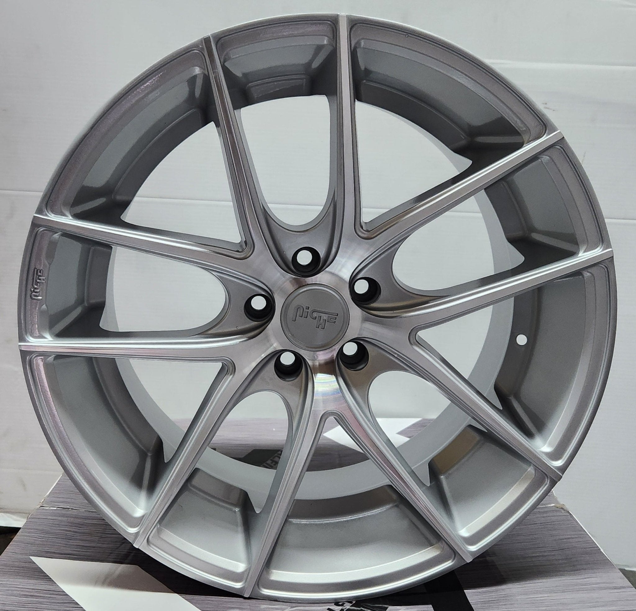 NICHE M131 20x10 5x114.3 SILVER MACHINE