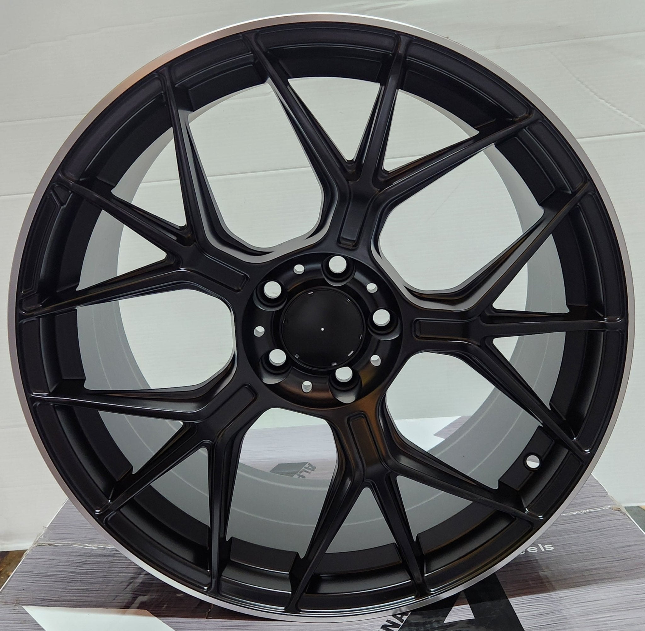 OE-5622 19x8.5 5x112 MATTE BLACK MACHINED LINE