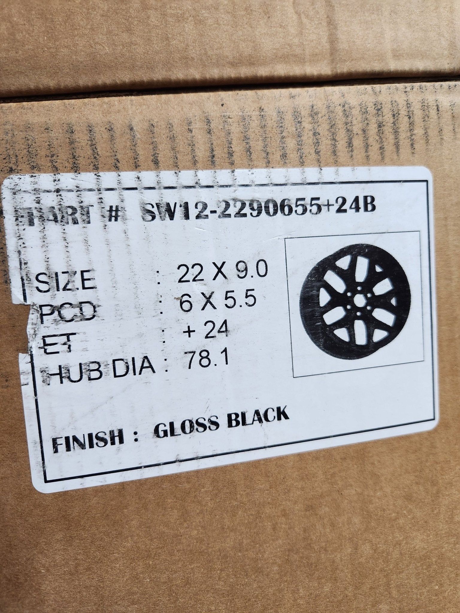 SW12 22X9.0 6X139.7 GLOSS BLACK