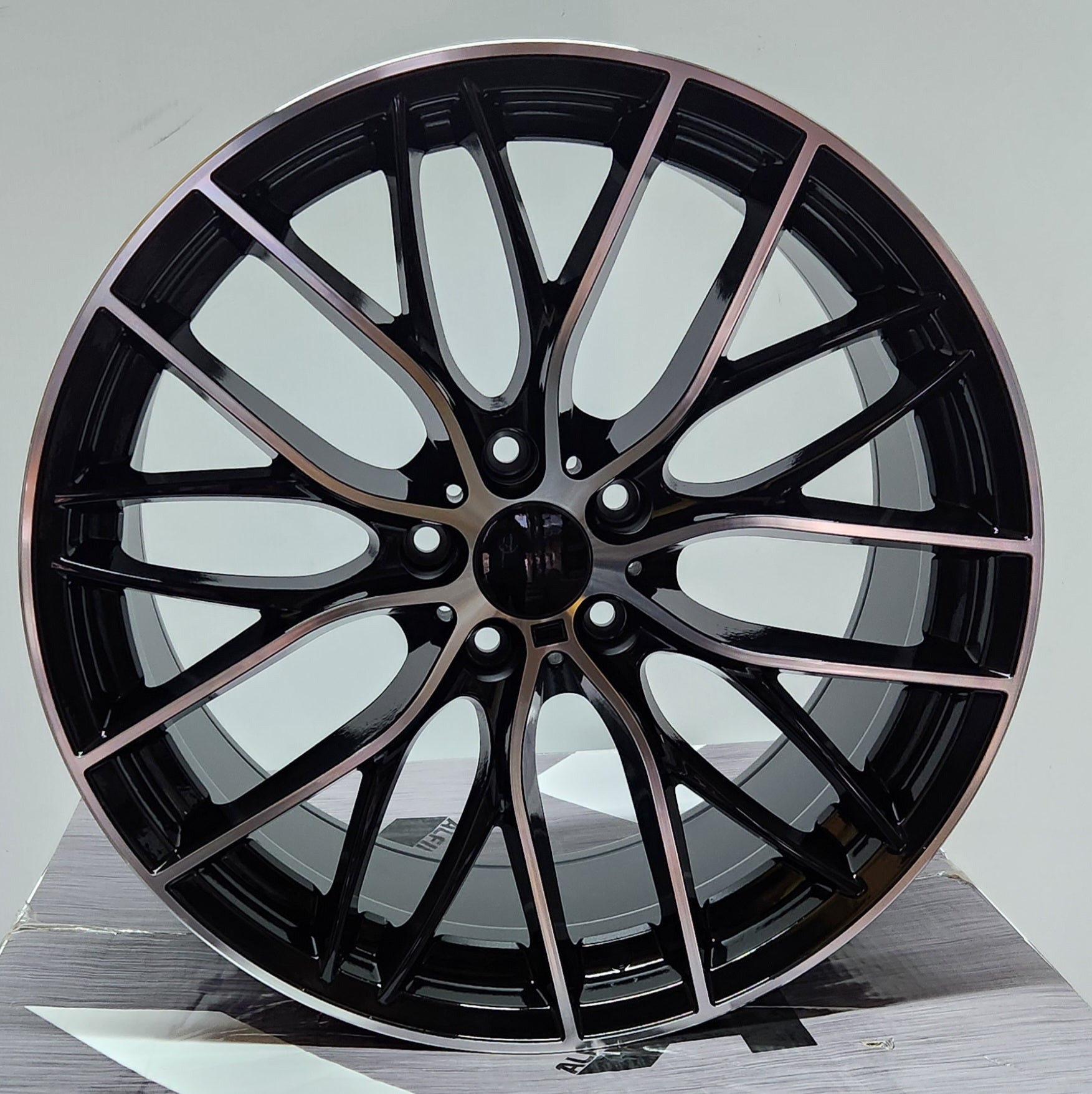 W740 20X8.5 5X120 BLACK MACHINED FACE