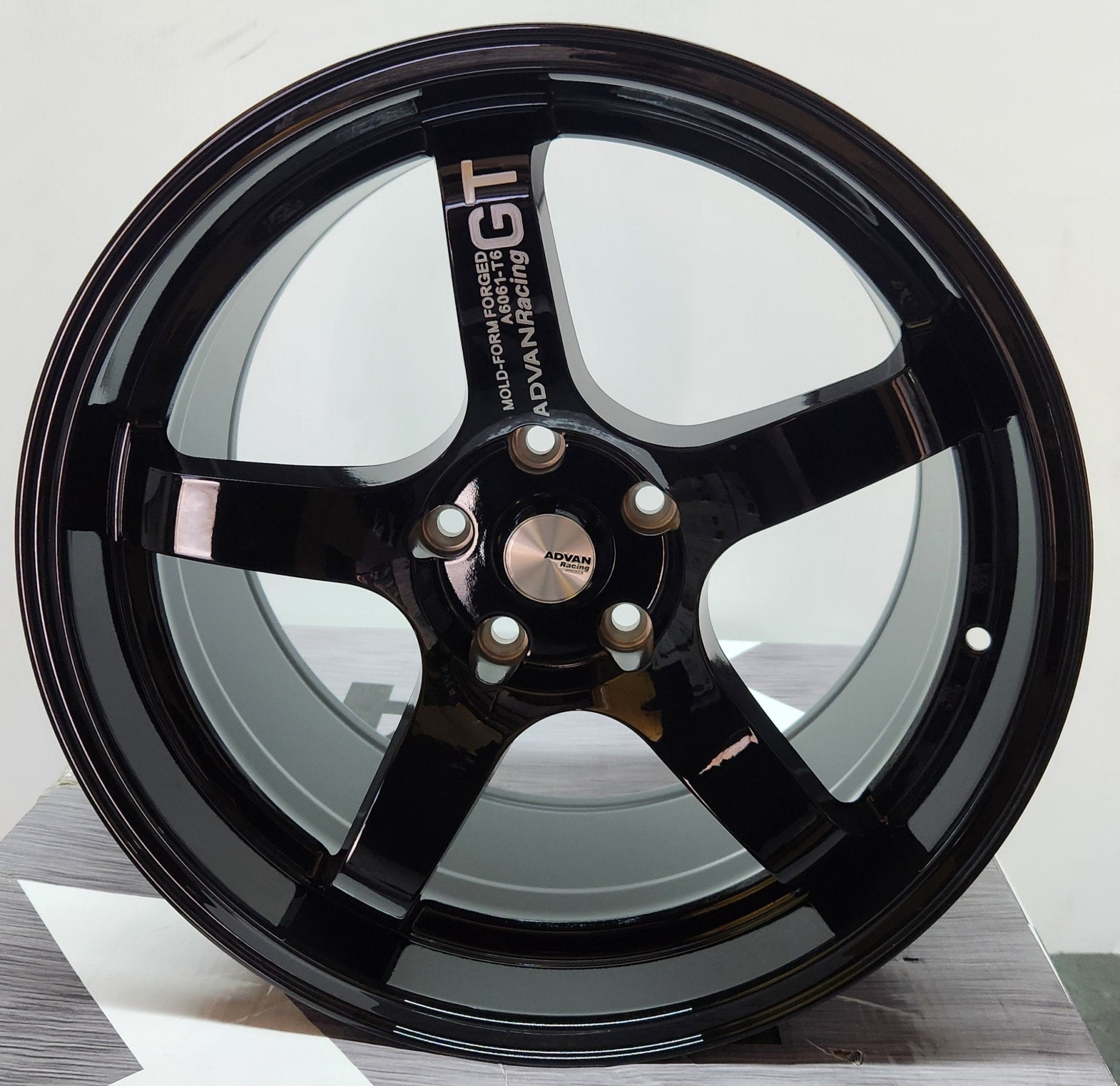 OE-22455 ADVAN-GT REP 18X9.5 5X114.3 PIANO BLACK MILLED LETTERING