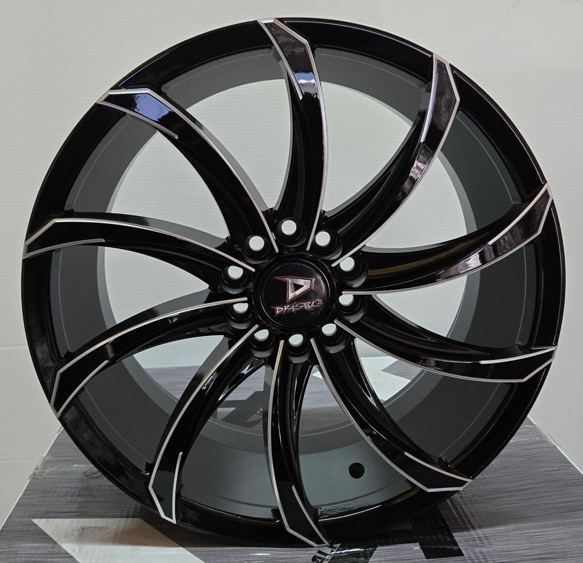 DRASTIC DS1-M 18X8 5X114.3 5X120 BMW
