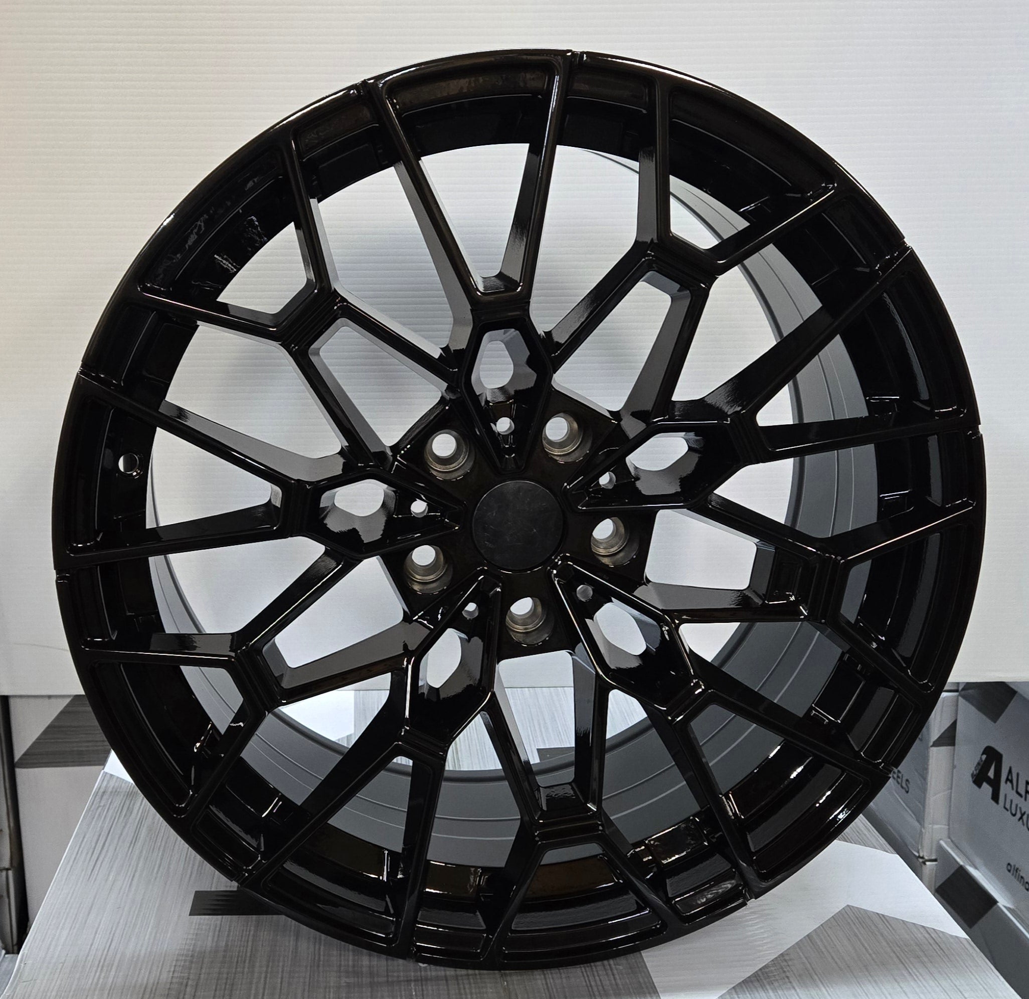 ZS100 827M 0384 STYLE 19x8.5 5x120 GLOSS BLACK