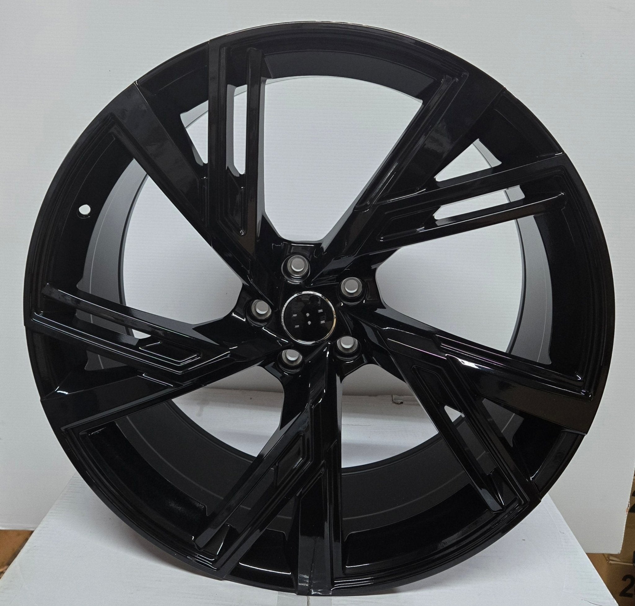 6105 22X9.5 5X112 BLACK