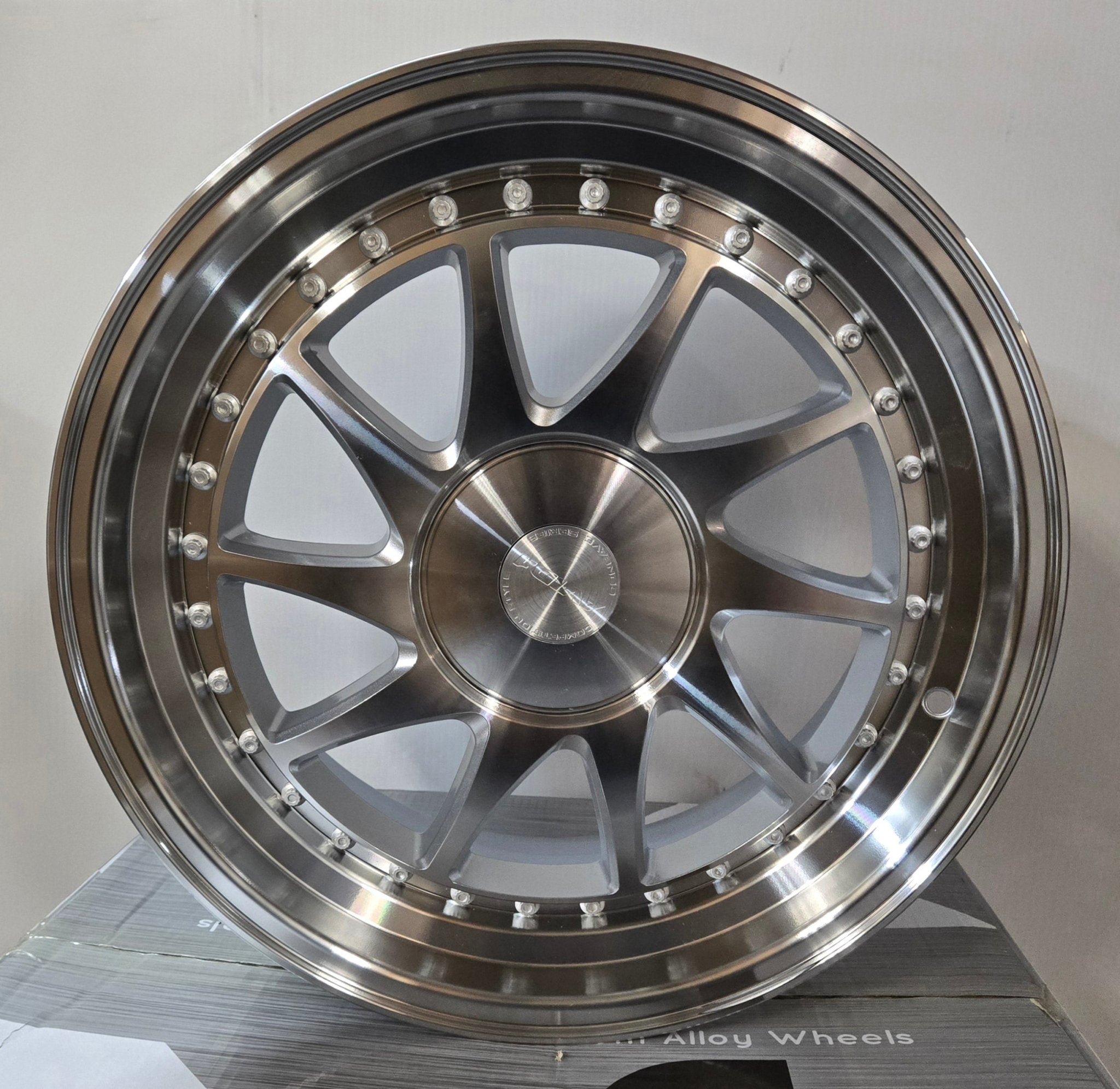 AV-56 17X8.0 BLANK SILVER MACHINED FACE MACHINED LIP