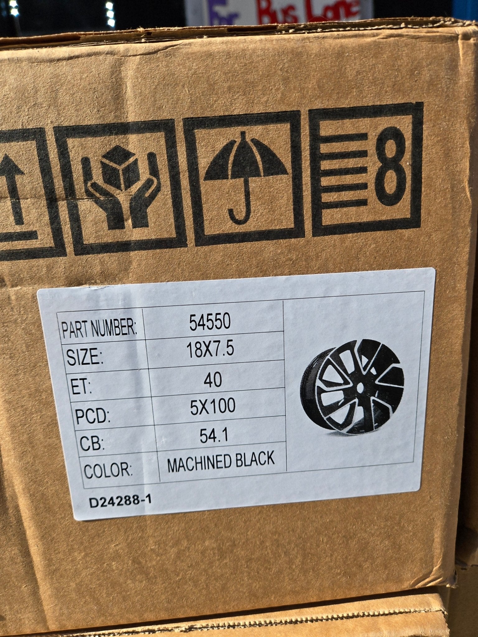 54-550 18X7.5 5X100 BLACK MACHINED