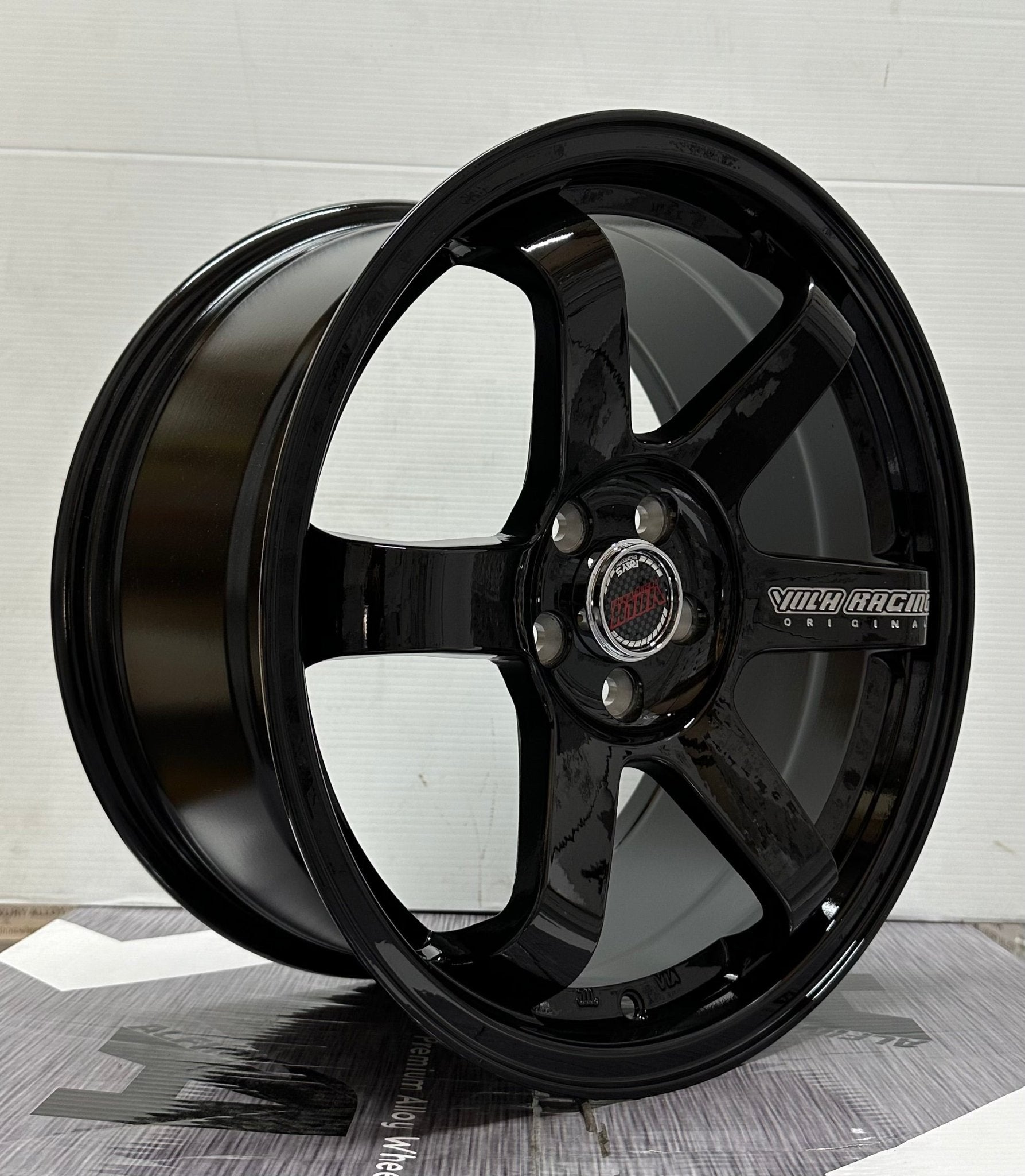 ZS-108 TE37 STYLE 17x8.0 5x100 GLOSS BLACK LETTERING