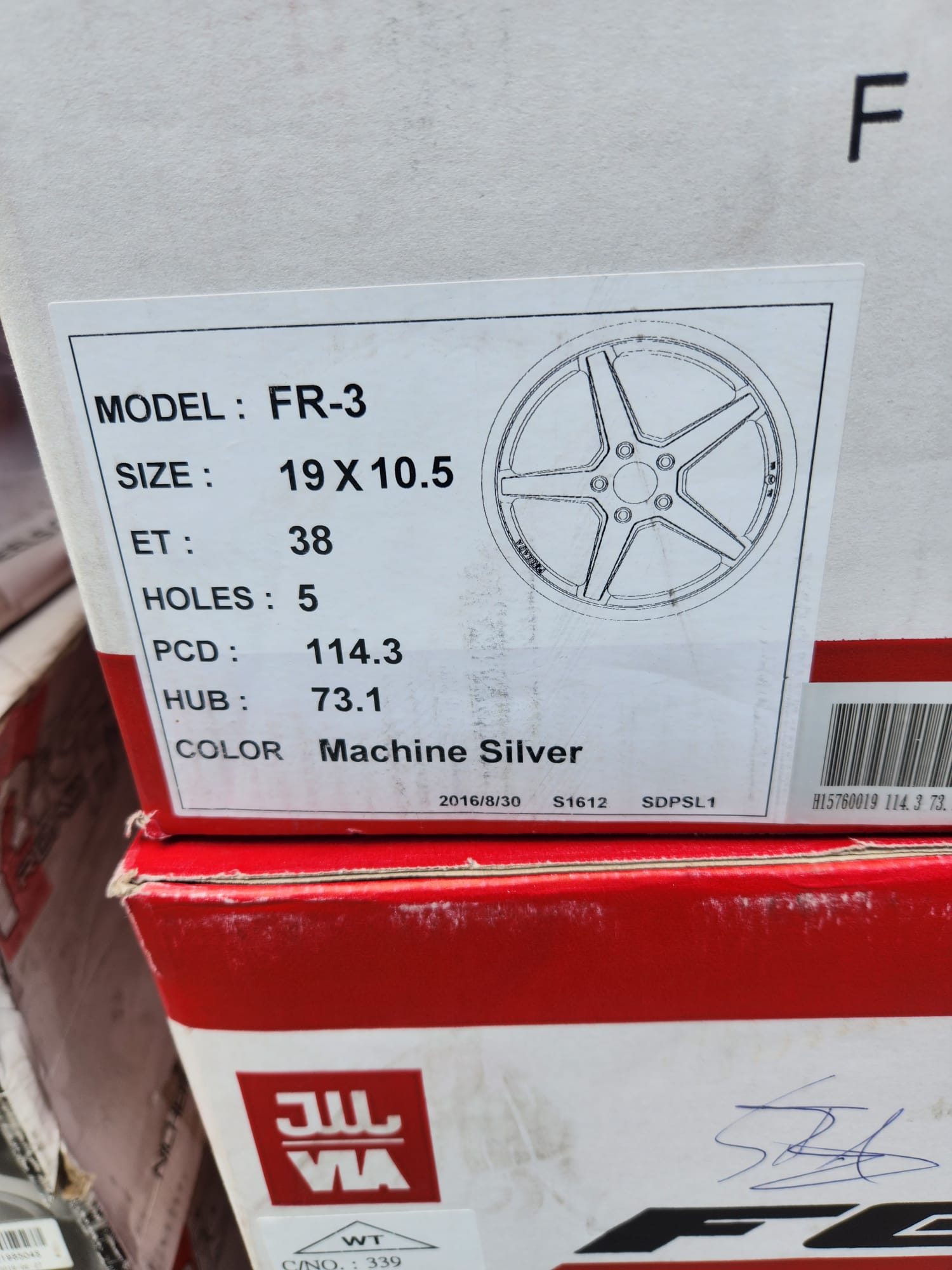 FERRADA FR3 19X10.5 5X114.3 SILVER