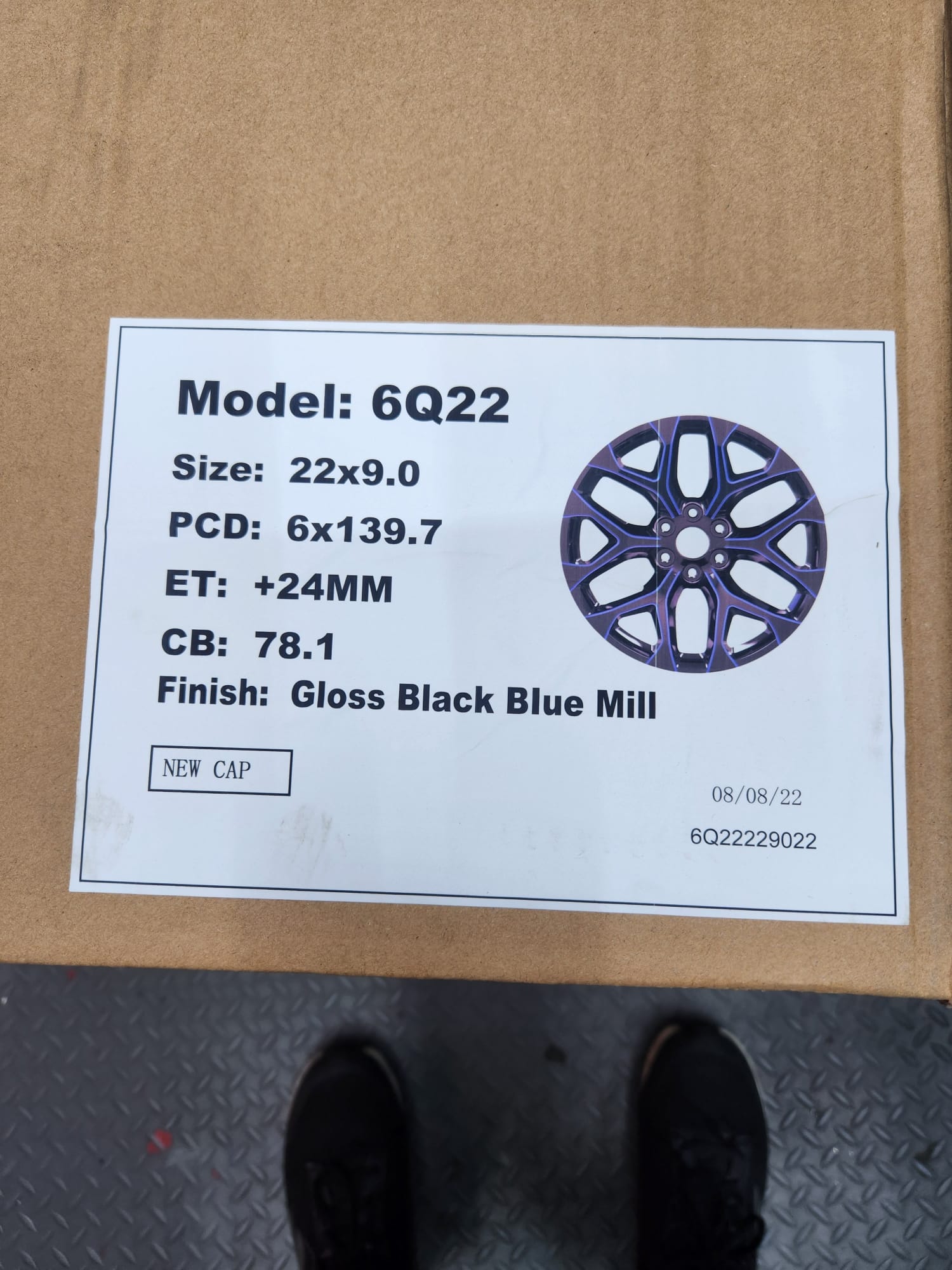 6Q22 22X9.0 6X139.7 GLOSS BLACK BLUE MILL