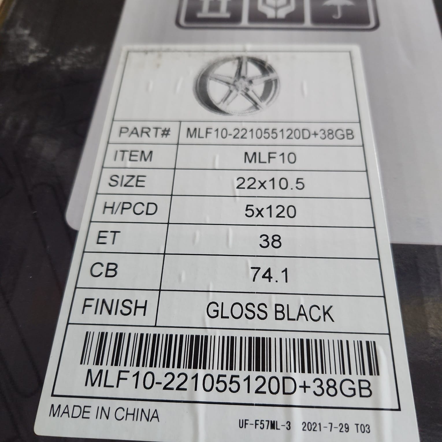 MODERN LEXURY MLF10 22X10.5 5x120 PIANO BLACK