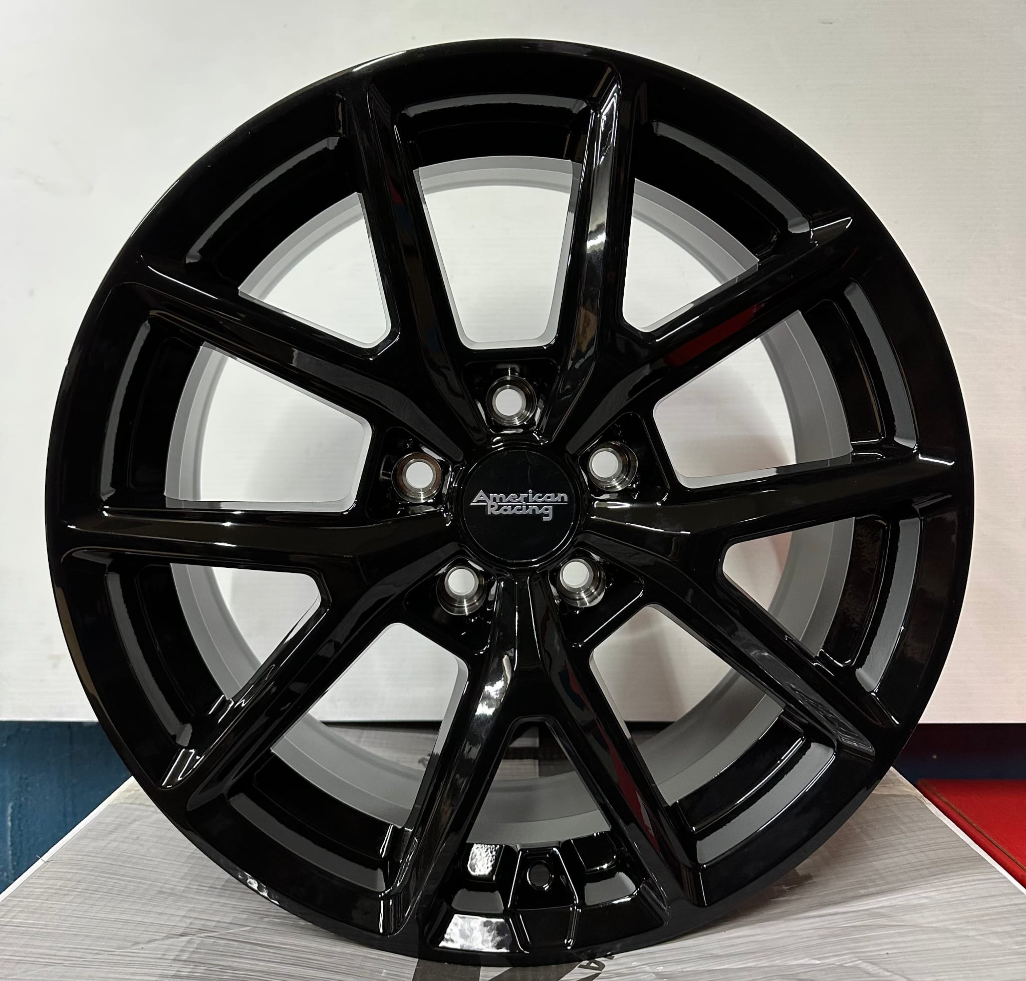 AR943 18X8 5X108 GLOSS BLACK
