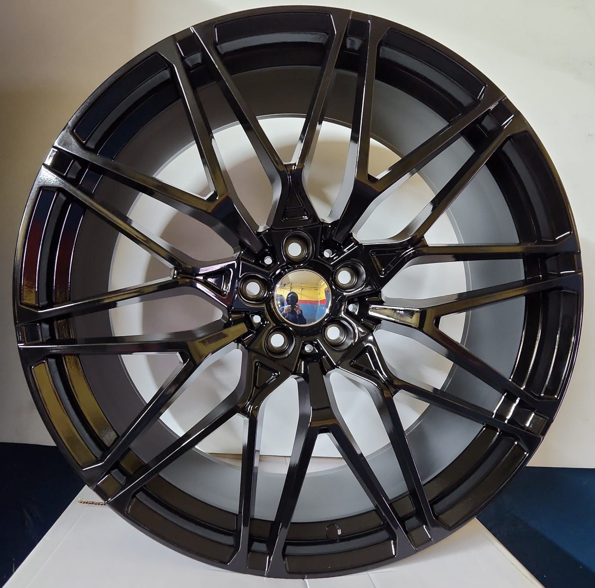 W741 WHEELS  495 22X10.5 5X120 GLOSS BLACK