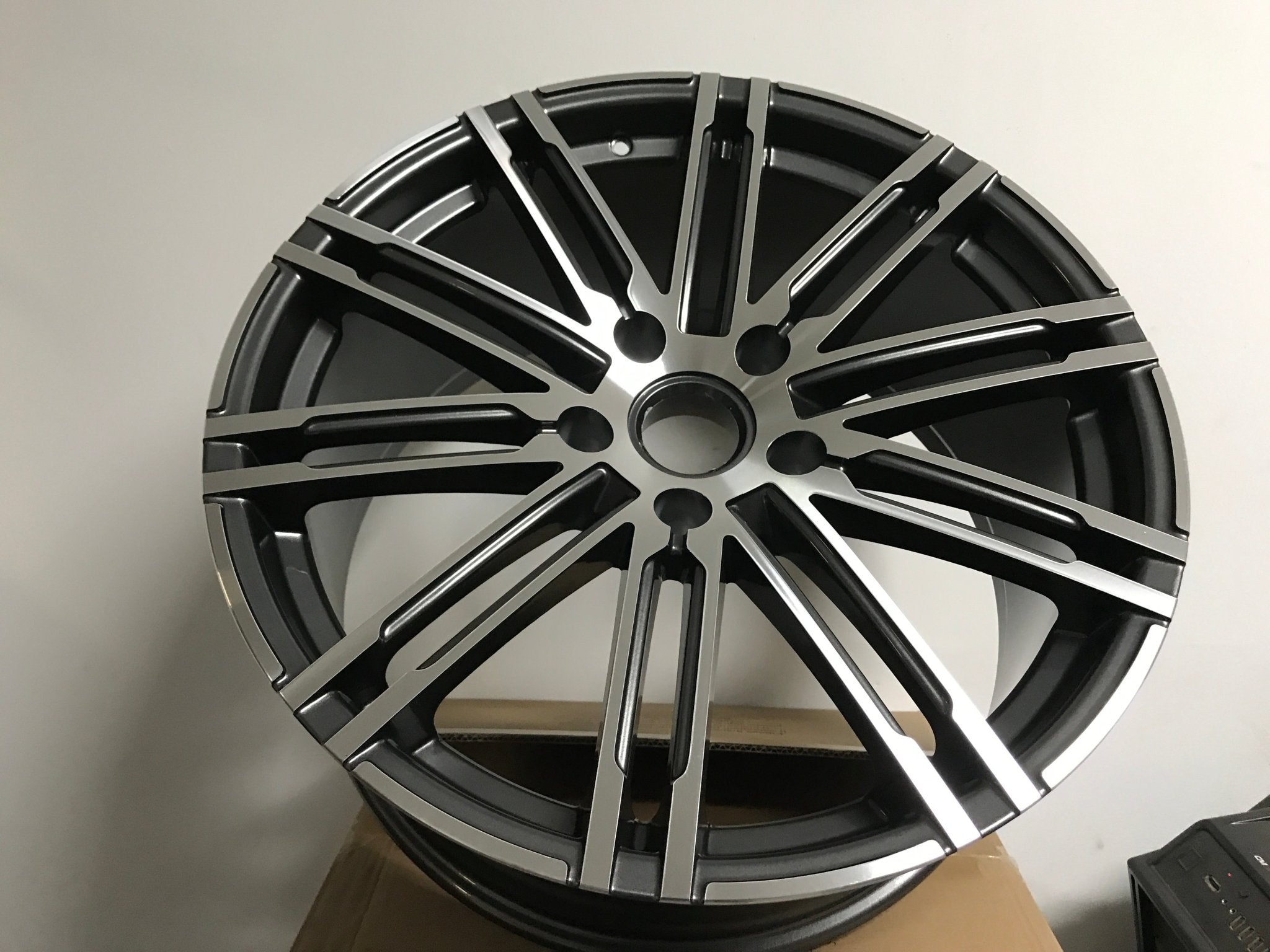 W858 1026 Gunmetal Machined Face 20x8.5 Et28 5x112 CB66.45