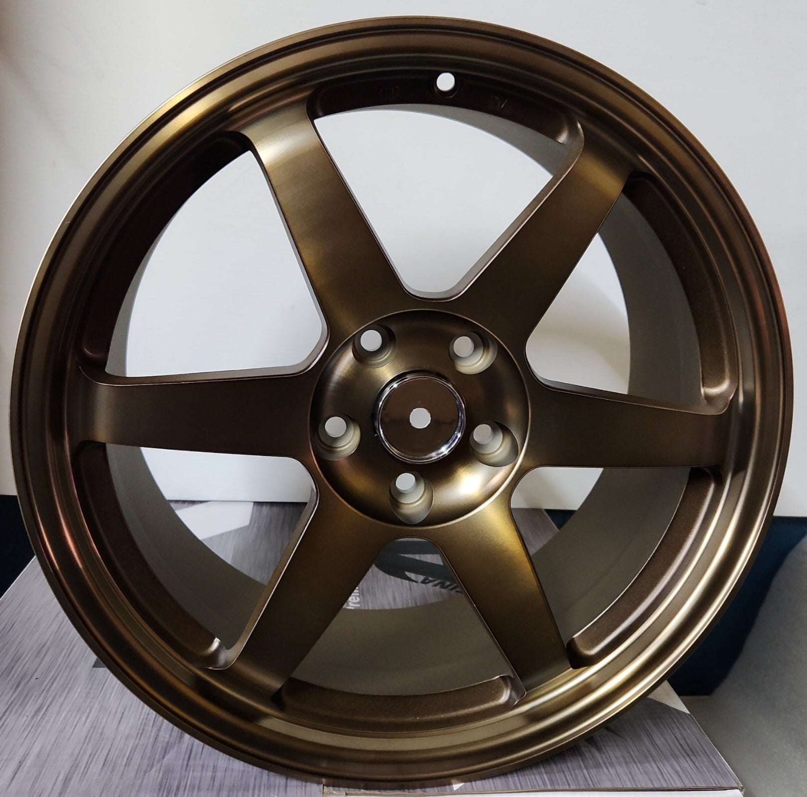 W500 18x8.0 5x114.3 BRONZE