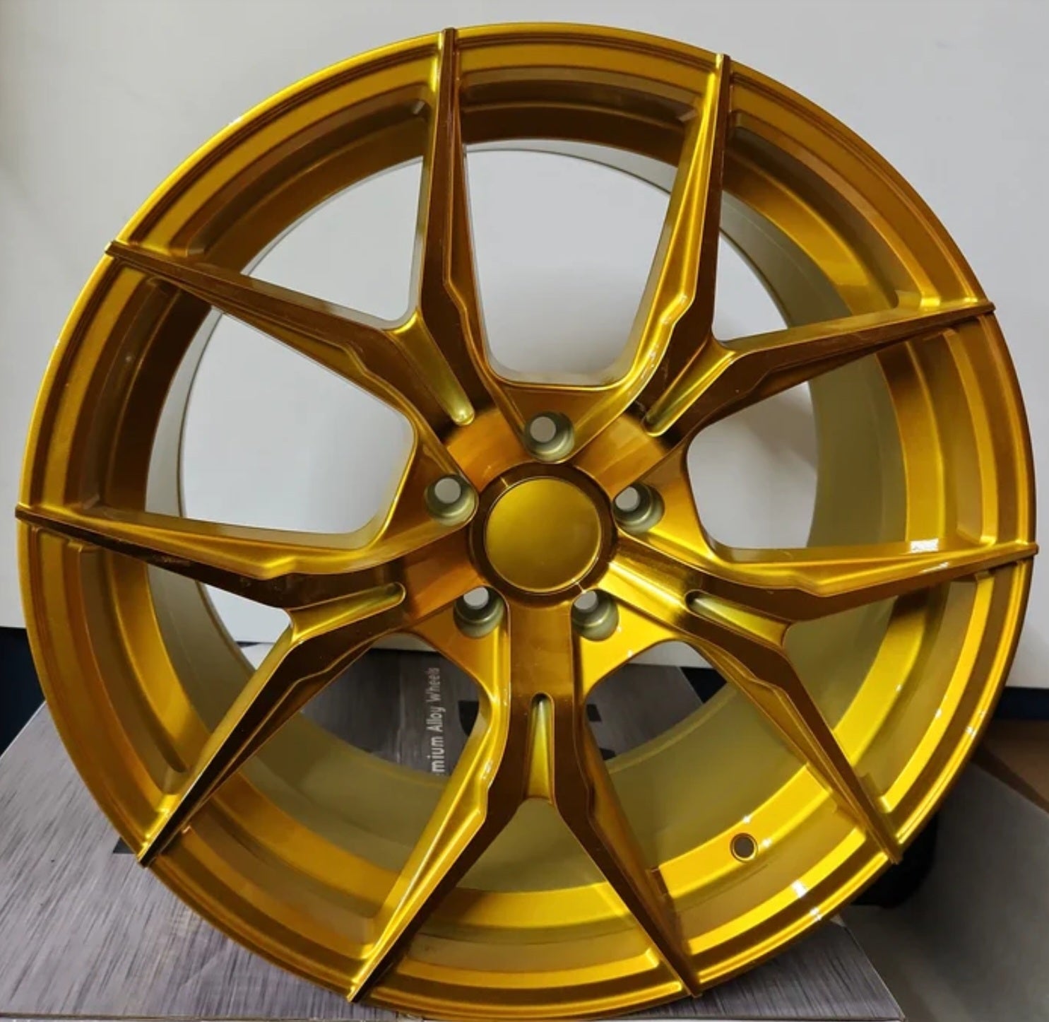 W531 19X9.5 5X114.3