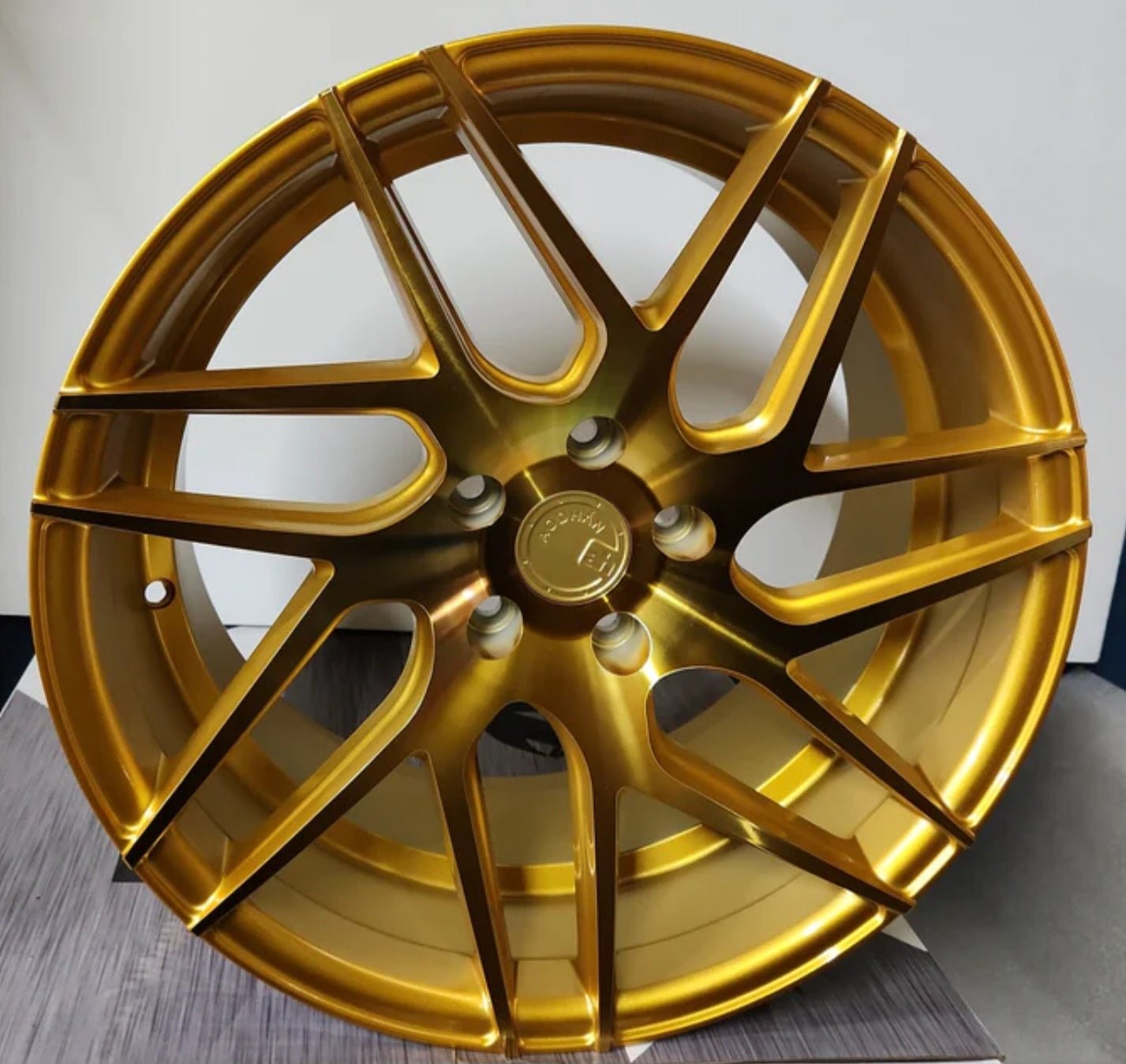 AODHAN-LS008 18X9.0 5X114.3 GOLD