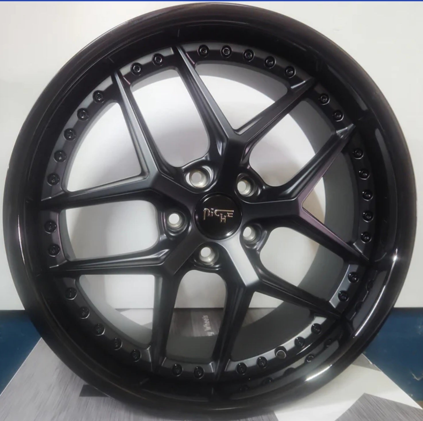 MHT M226 20X10.5 5X120