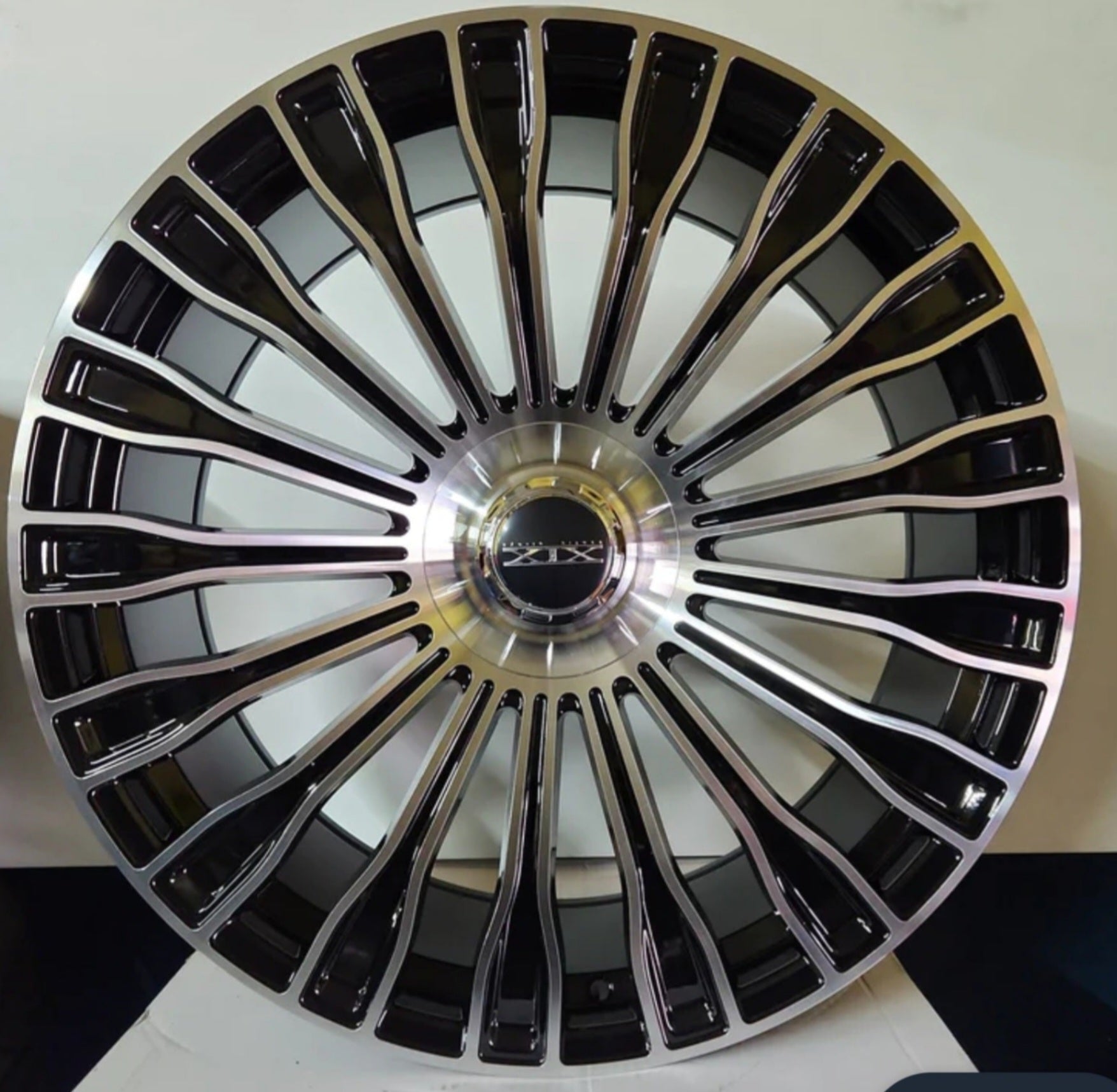 OE-0313-WHEELS 22x9 5X112 BLACK MACHINE FACE