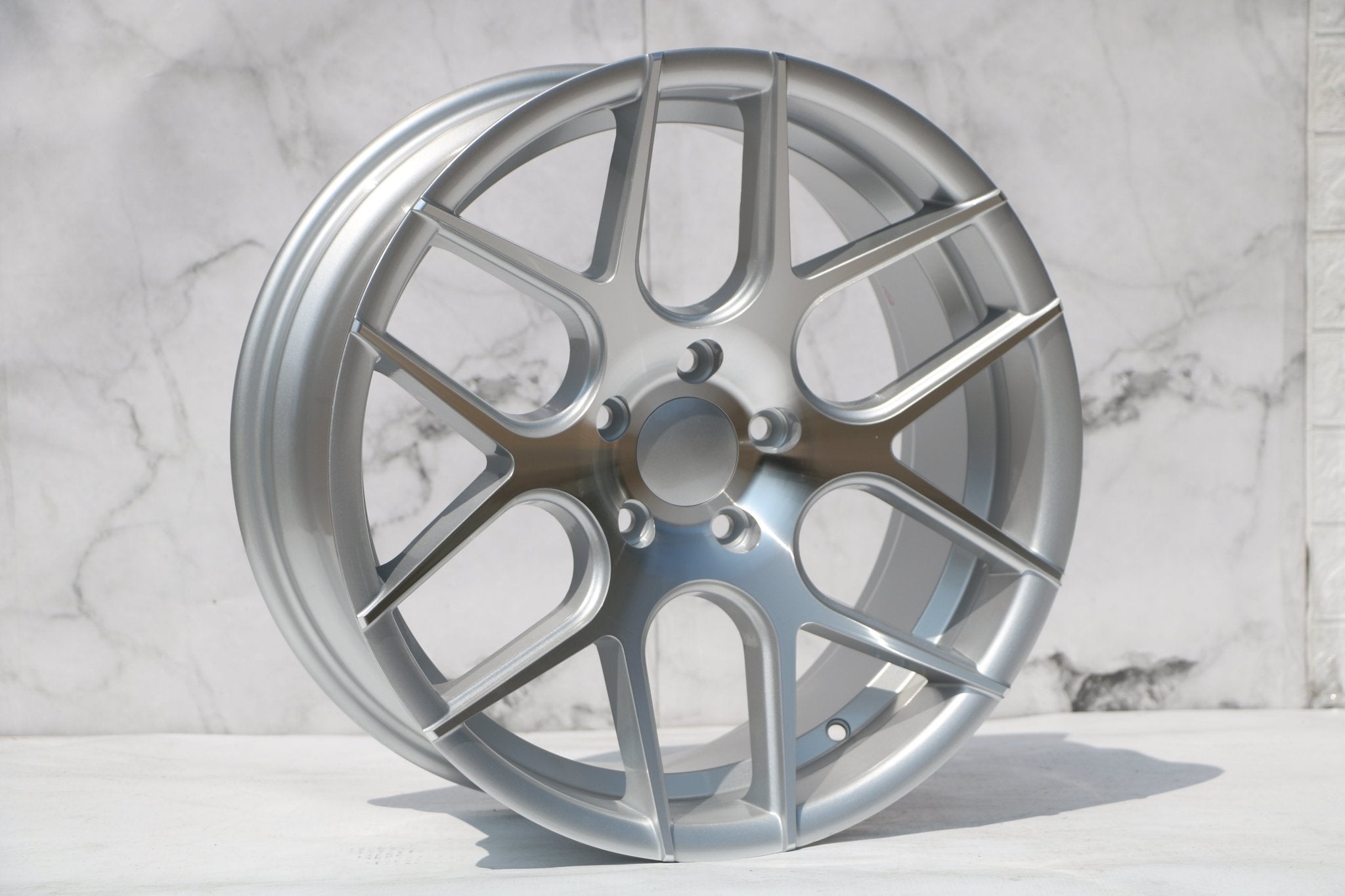 W001 SSA03 Silver Machined Face 18*8.0 ET35 5x114.3 CB73.1  MB-2182 - Logo