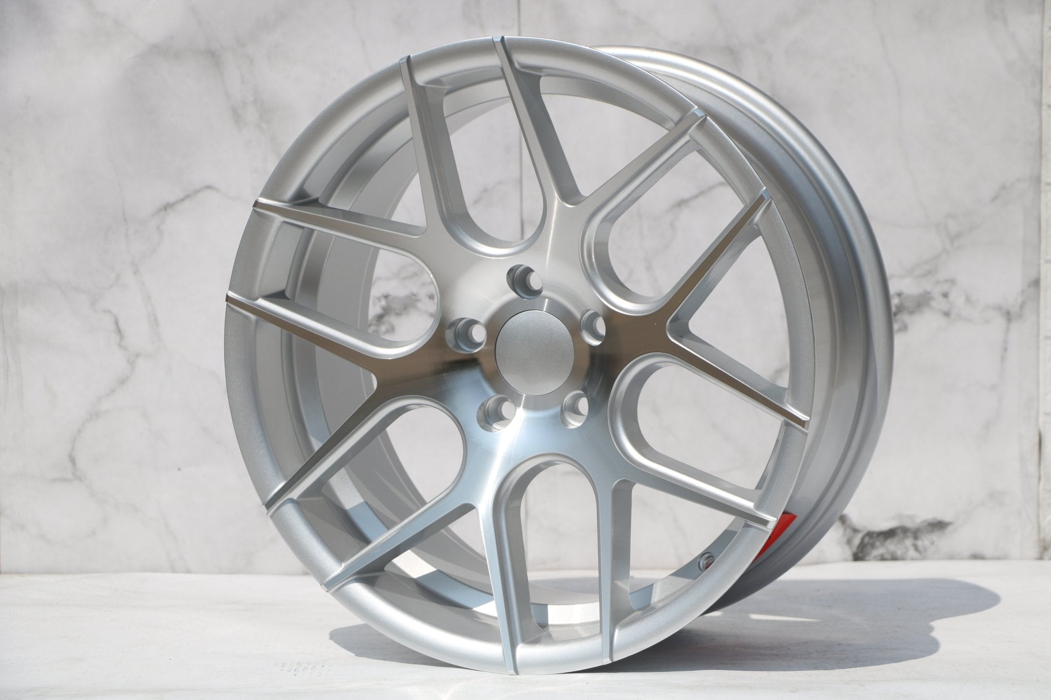 W001 SSA03 Silver Machined Face 18*8.0 ET35 5x114.3 CB73.1  MB-2182 - Logo