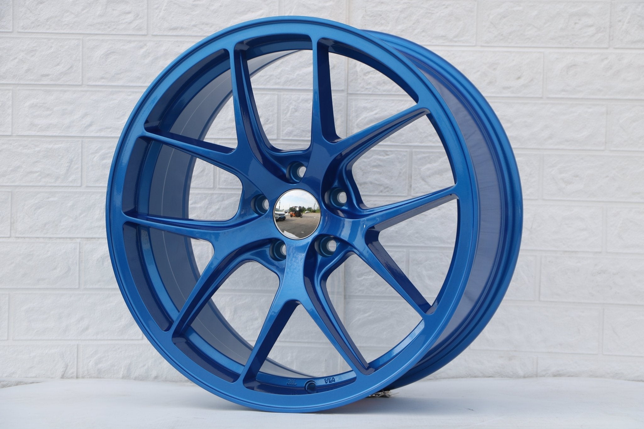 W005 1139 Blue 19x8.5 ET35 5x112/114.3 CB73.1