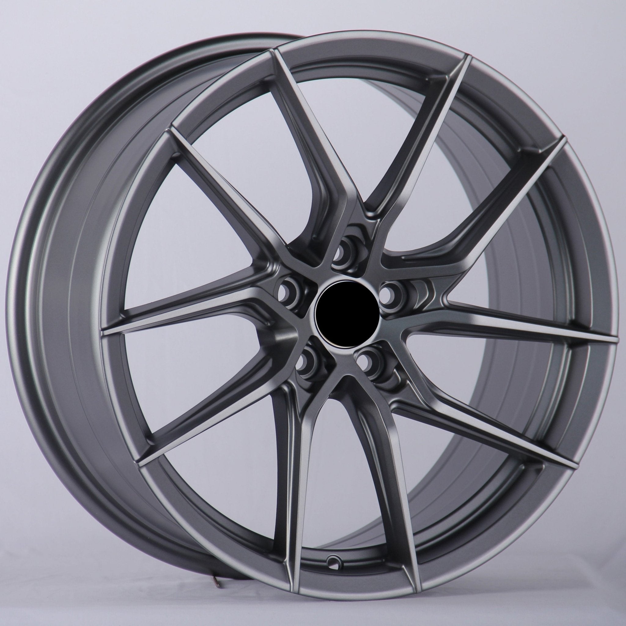 W007 VS1057 Satin Gunmetal 18x8.0 ET35 5x114.3 CB73.1