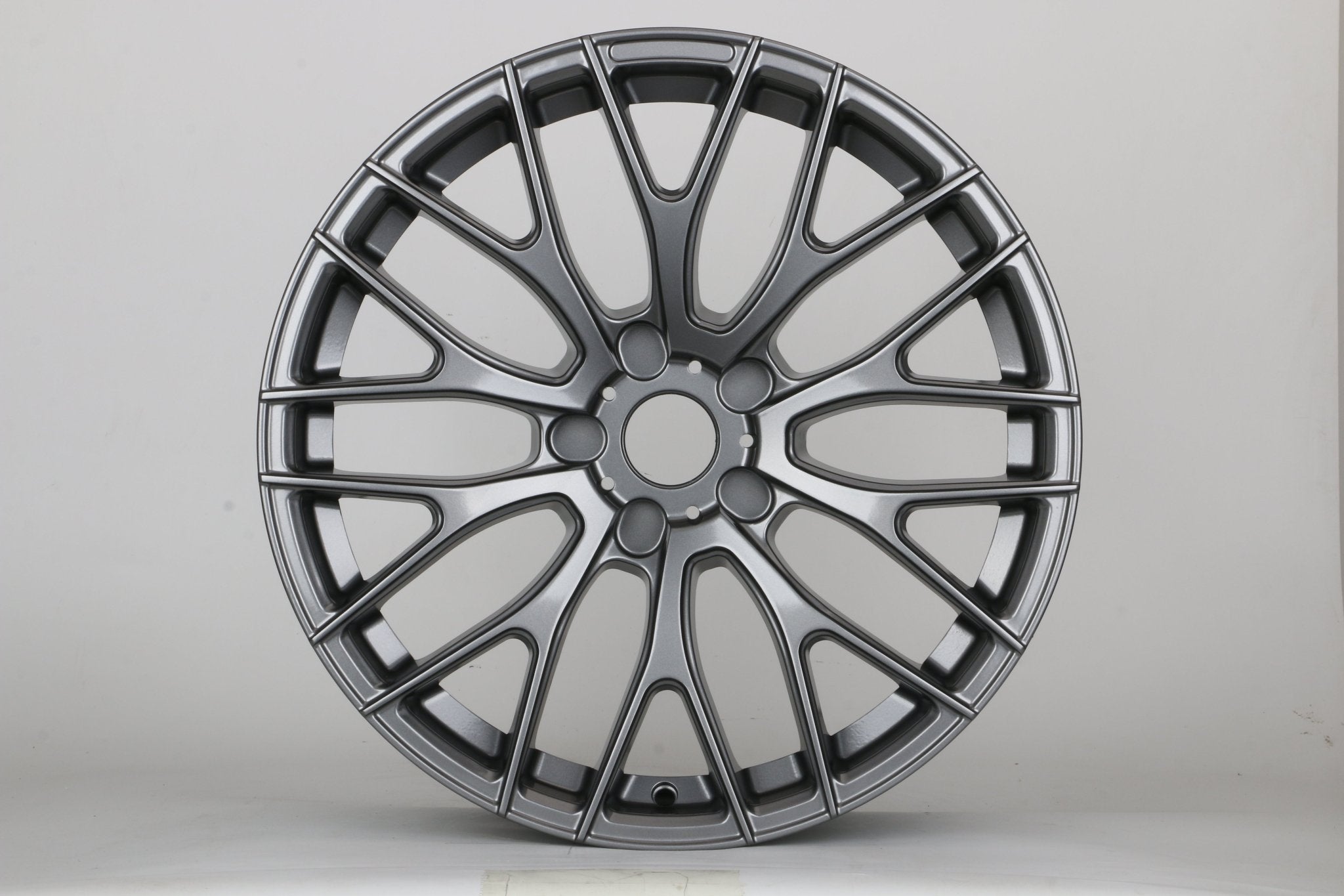 W008 D973 Gunmetal 17x7.5 ET35 5x112/114.3 CB73.1