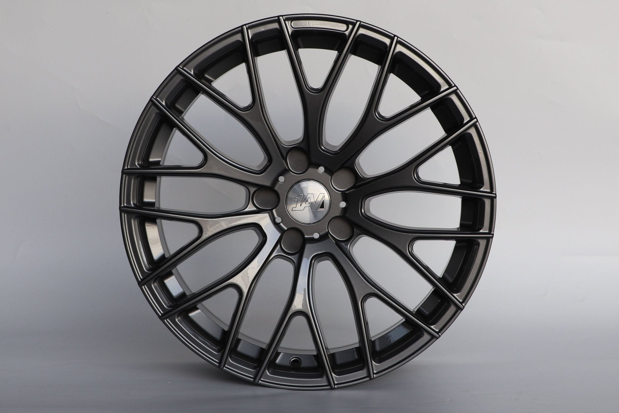W008 D973 Gunmetal 17x7.5 ET35 5x112/114.3 CB73.1