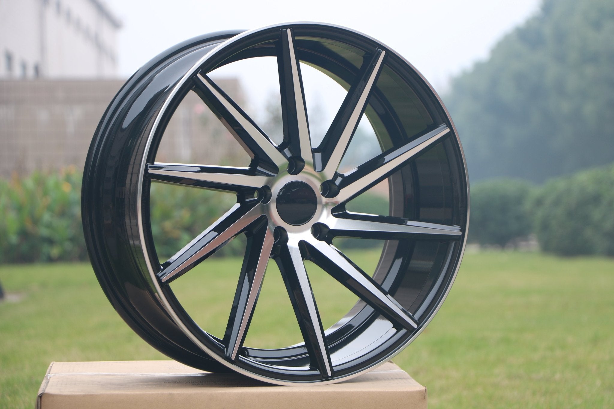 W013 1059 Black Machined Face 18x8.0 ET35 5x112/114.3 CB73.1