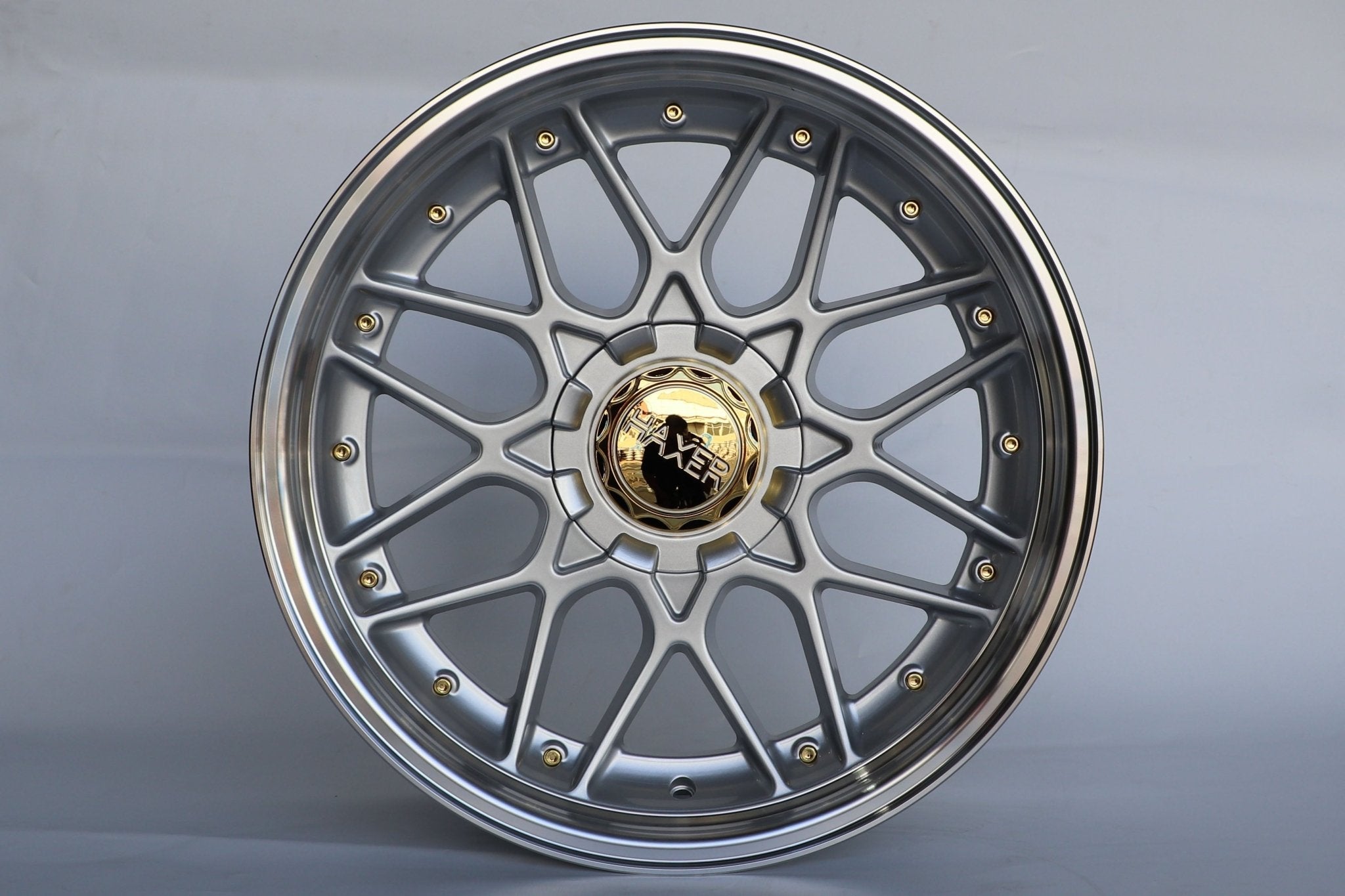 W025 SSA06 Silver Machined Face With Silver Rivet 18x9.0 ET30 5x112/114.3/120 CB73.1 MB-2325
