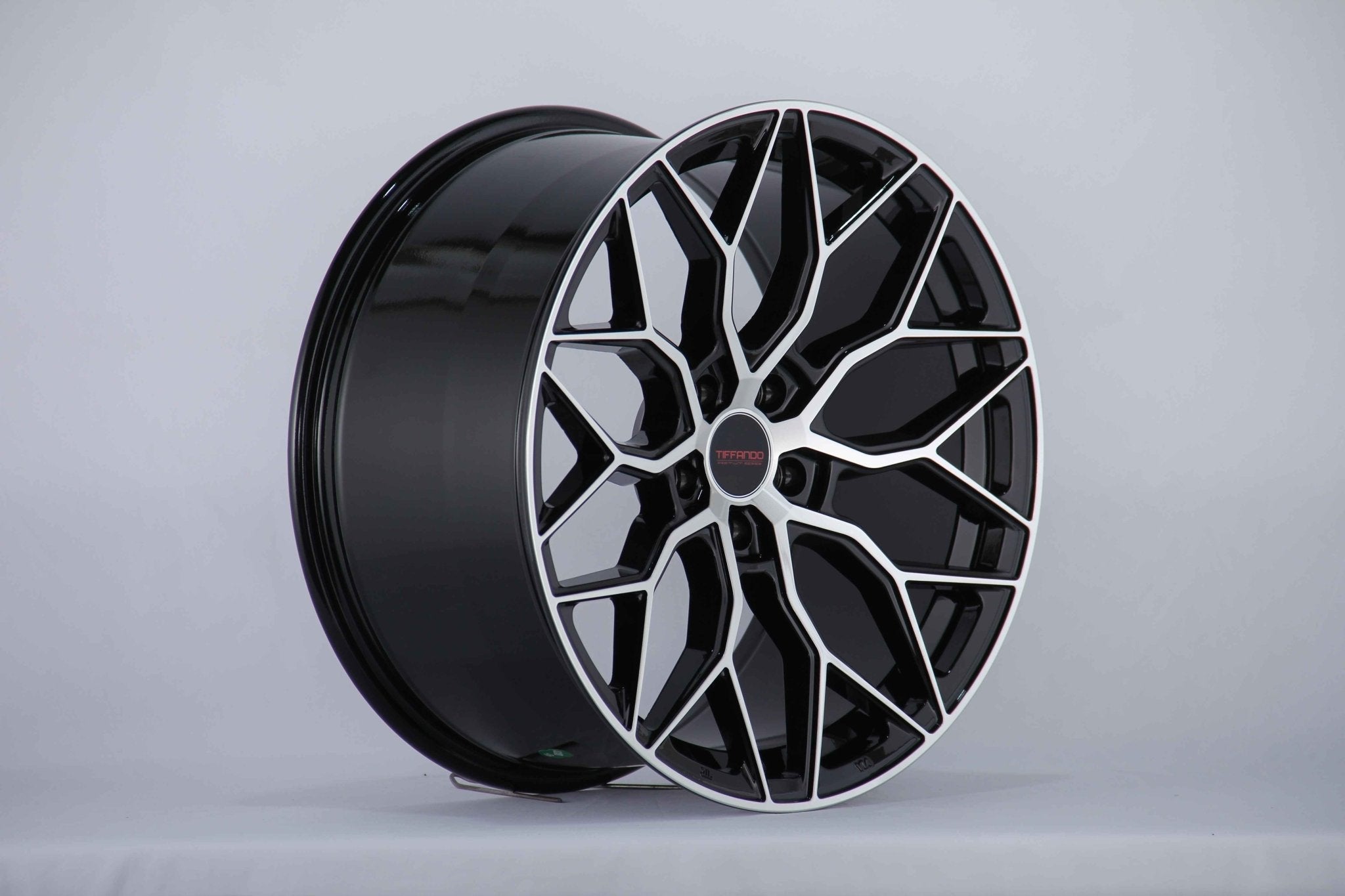W028 / W1402 XH1024 Black Machined Face 20x8.5 ET38 5x114.3 CB73.1