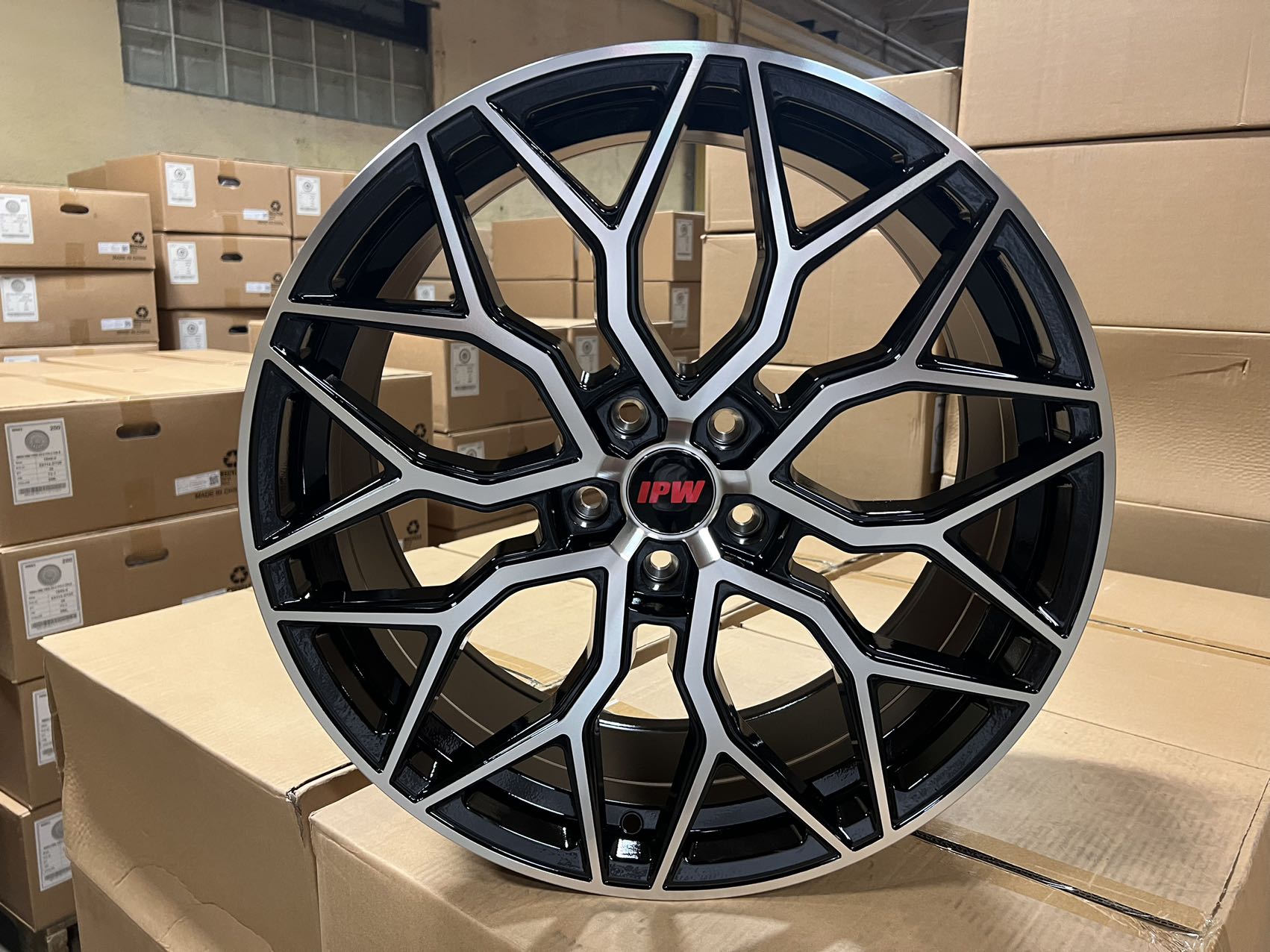 W028 / W1402 XH1024 Black Machined Face 20x8.5 ET38 5x114.3 CB73.1