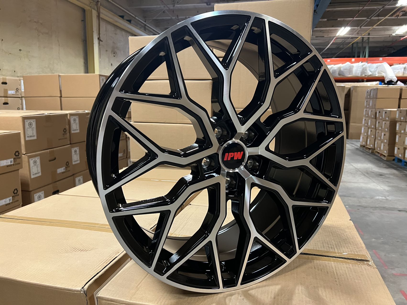W028 / XH1024 Black Machined Face 17x7.5 ET38 5x114.3 CB73.1