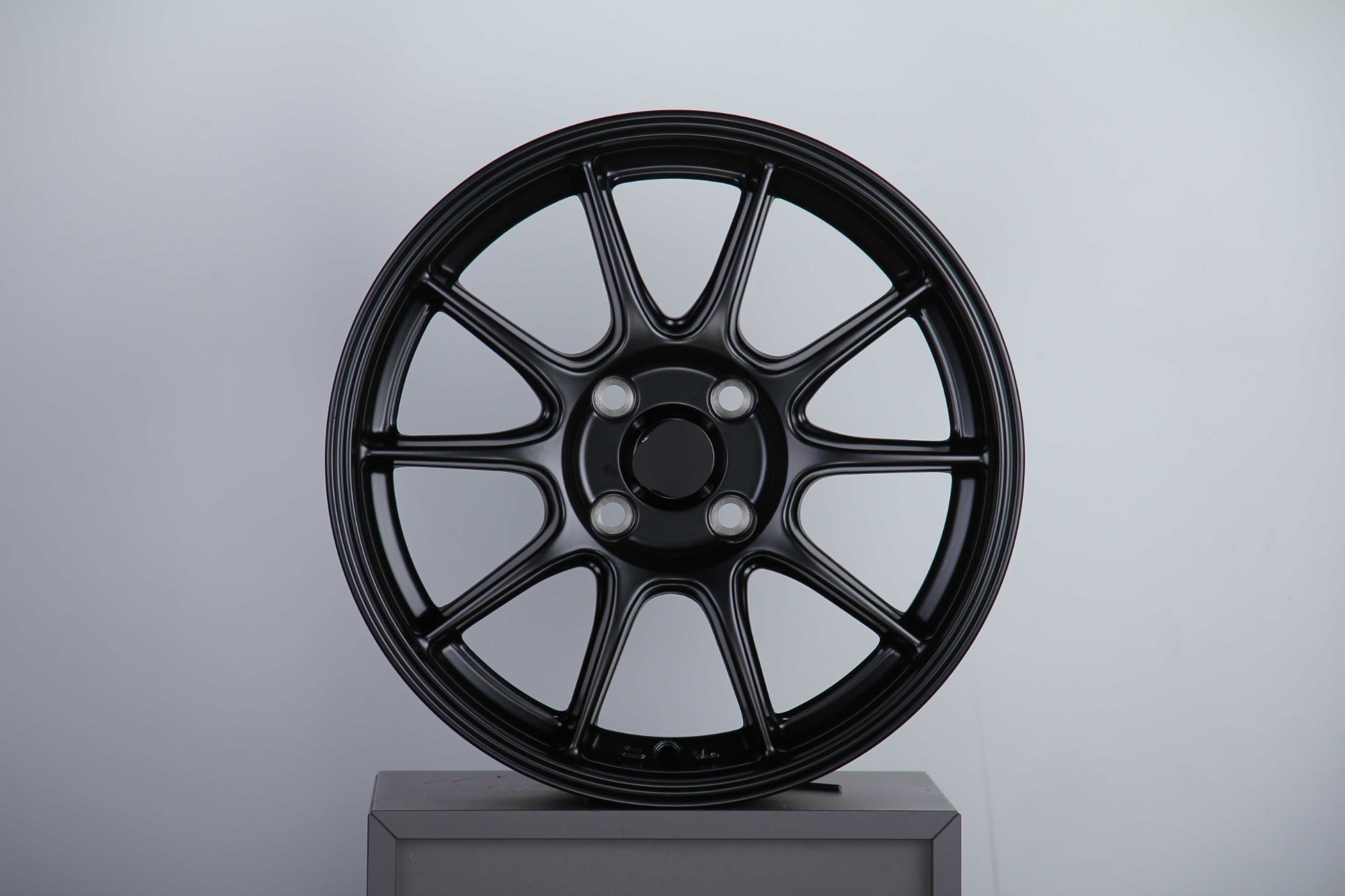W052 MN105X Satin Black 18x8.0 ET38 5x114.3 CB73.1