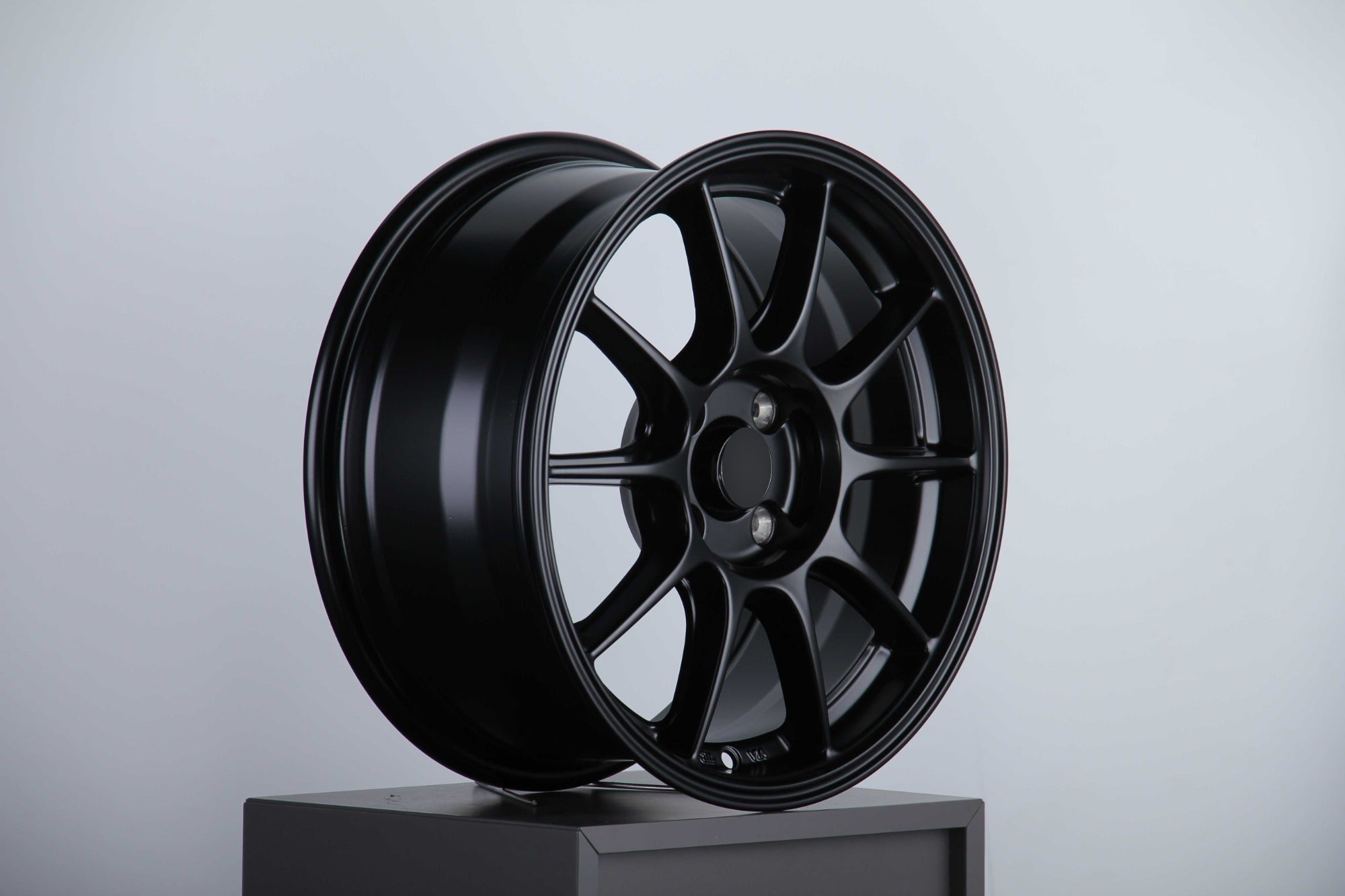 W052 MN105X Satin Black 18x8.0 ET38 5x114.3 CB73.1